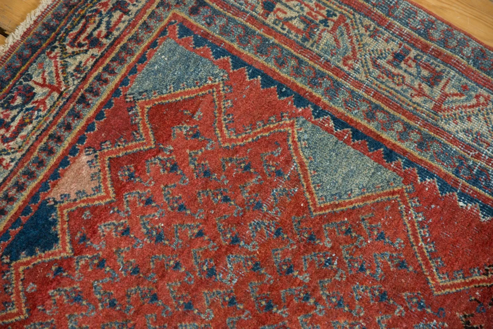 4x7 Vintage Serbend Rug