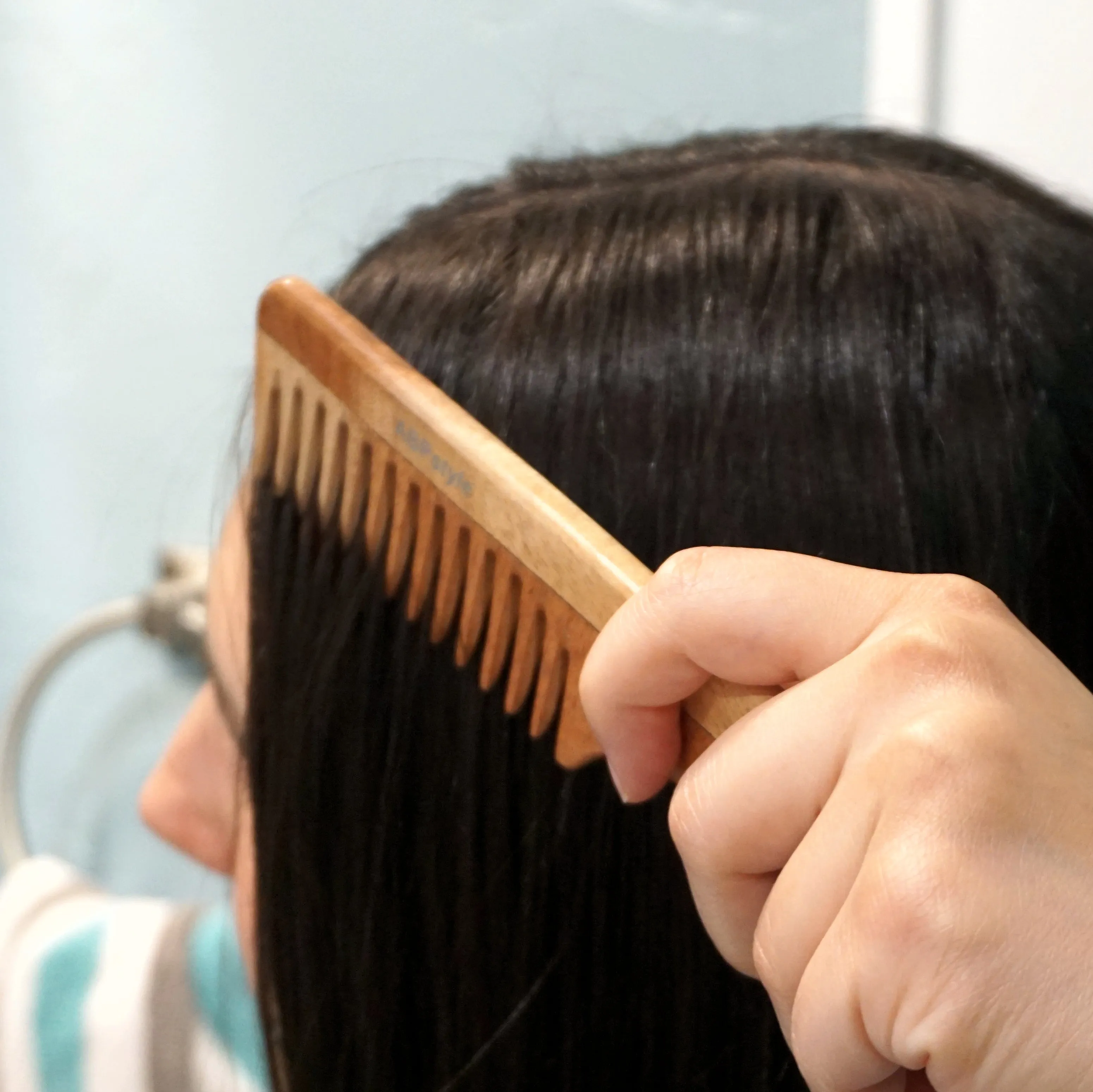ABPStyle, 7in Neem Wood Handle Comb. Anti-Static, Damage Free, Promotes Hair Growth, Environmentally Friendly