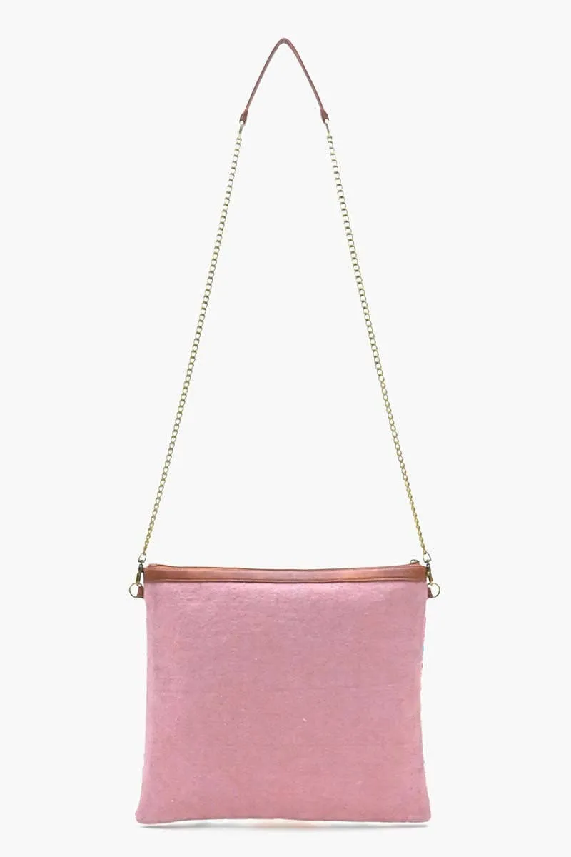 Abstract Tufted Large Clutch