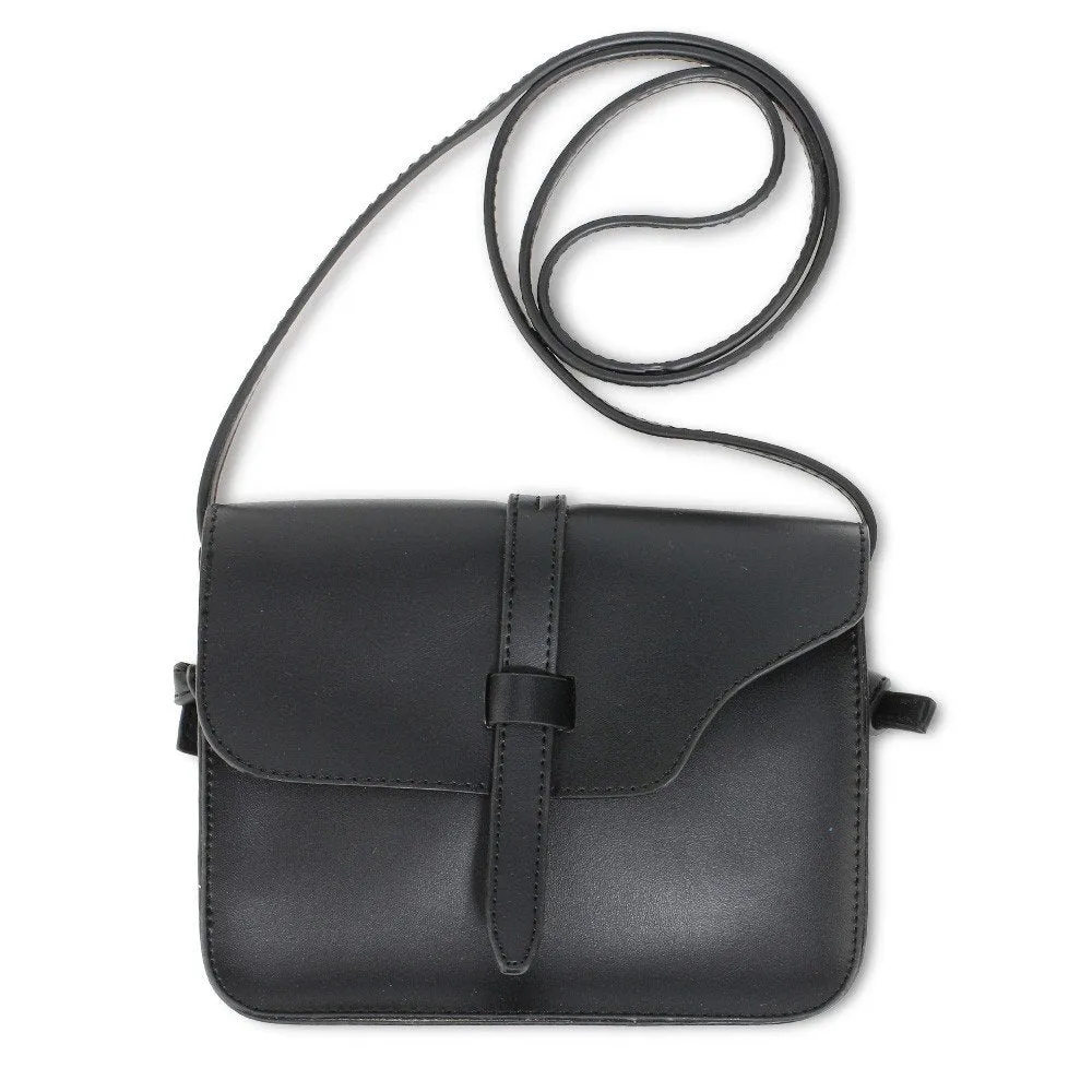 AG00660 - Black Flap Cross Body Shoulder Bag
