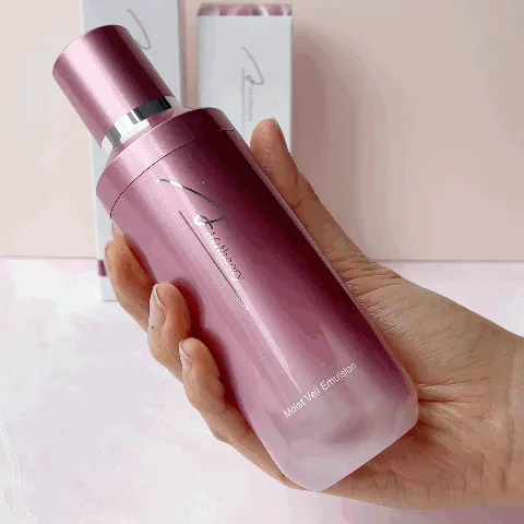 AXXZIA AG Theory Moist Veil Emulsion