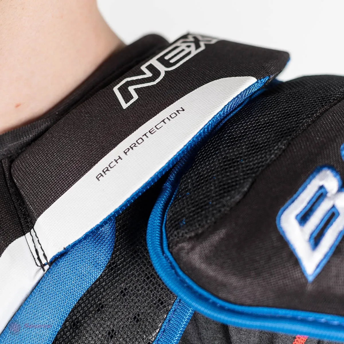 Bauer Nexus 2N Senior Hockey Shoulder Pads