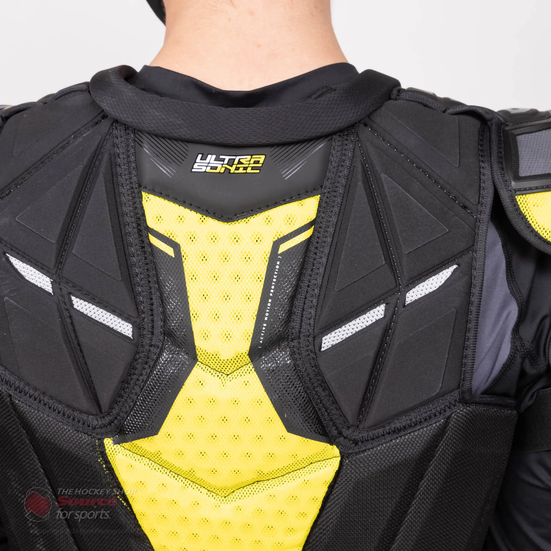 Bauer Supreme UltraSonic Senior Hockey Shoulder Pads