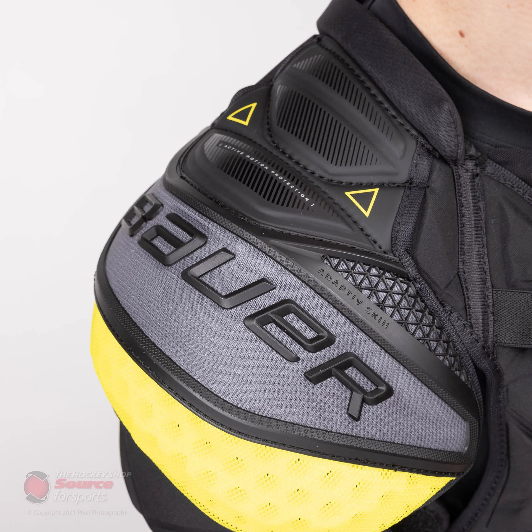 Bauer Supreme UltraSonic Senior Hockey Shoulder Pads