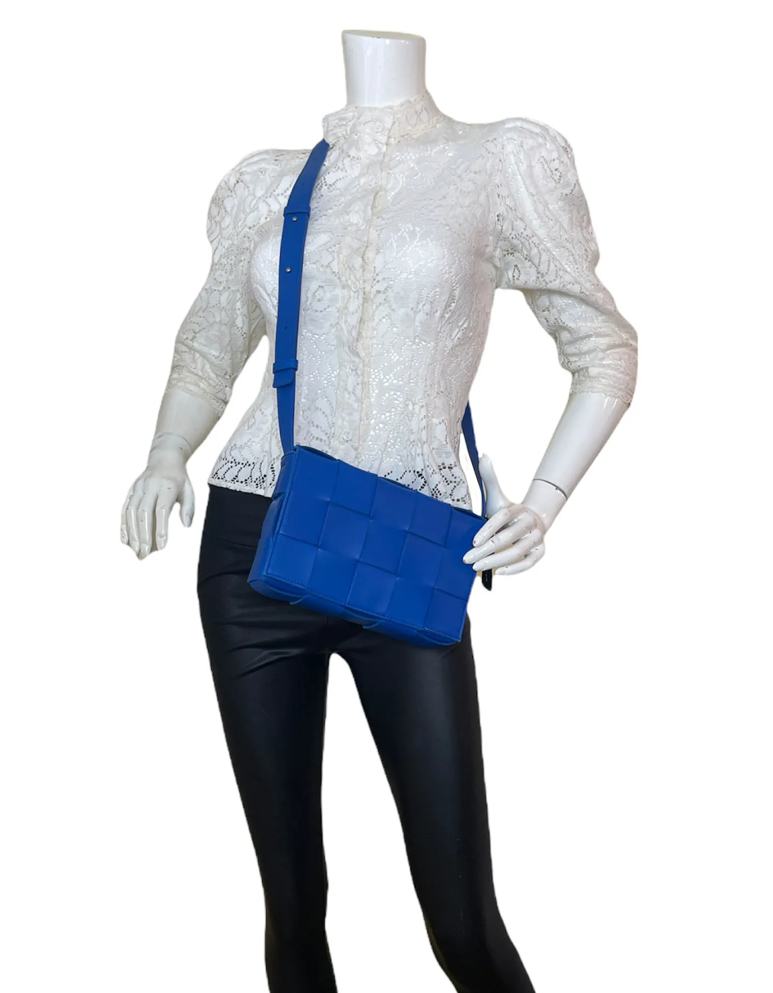 Bottega Veneta NWT Cobalt Blue Maxi Intrecciato Cassette Crossbody Bag