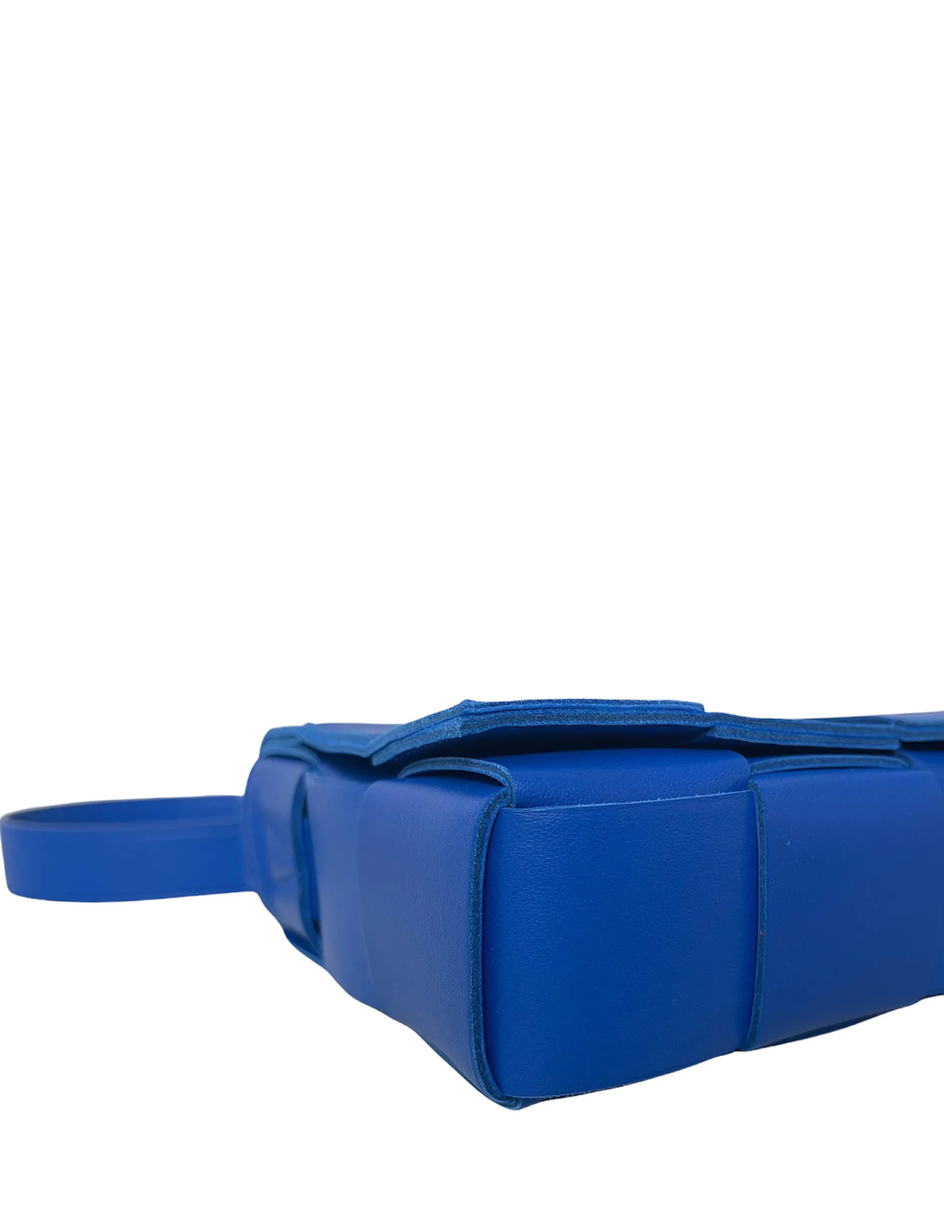 Bottega Veneta NWT Cobalt Blue Maxi Intrecciato Cassette Crossbody Bag