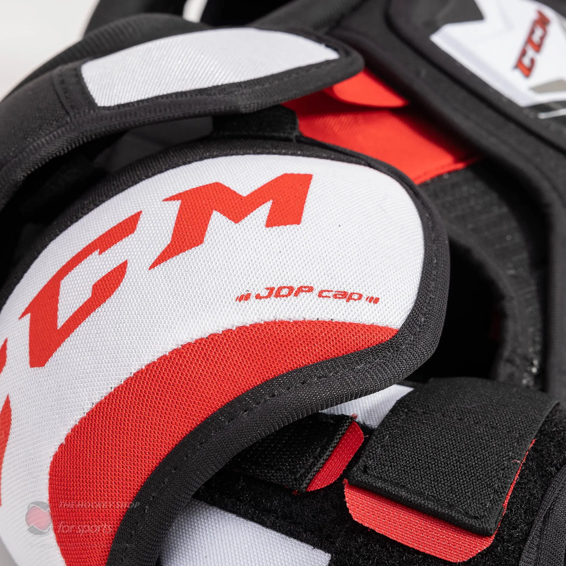 CCM Jetspeed Control Junior Hockey Shoulder Pads - (2021)