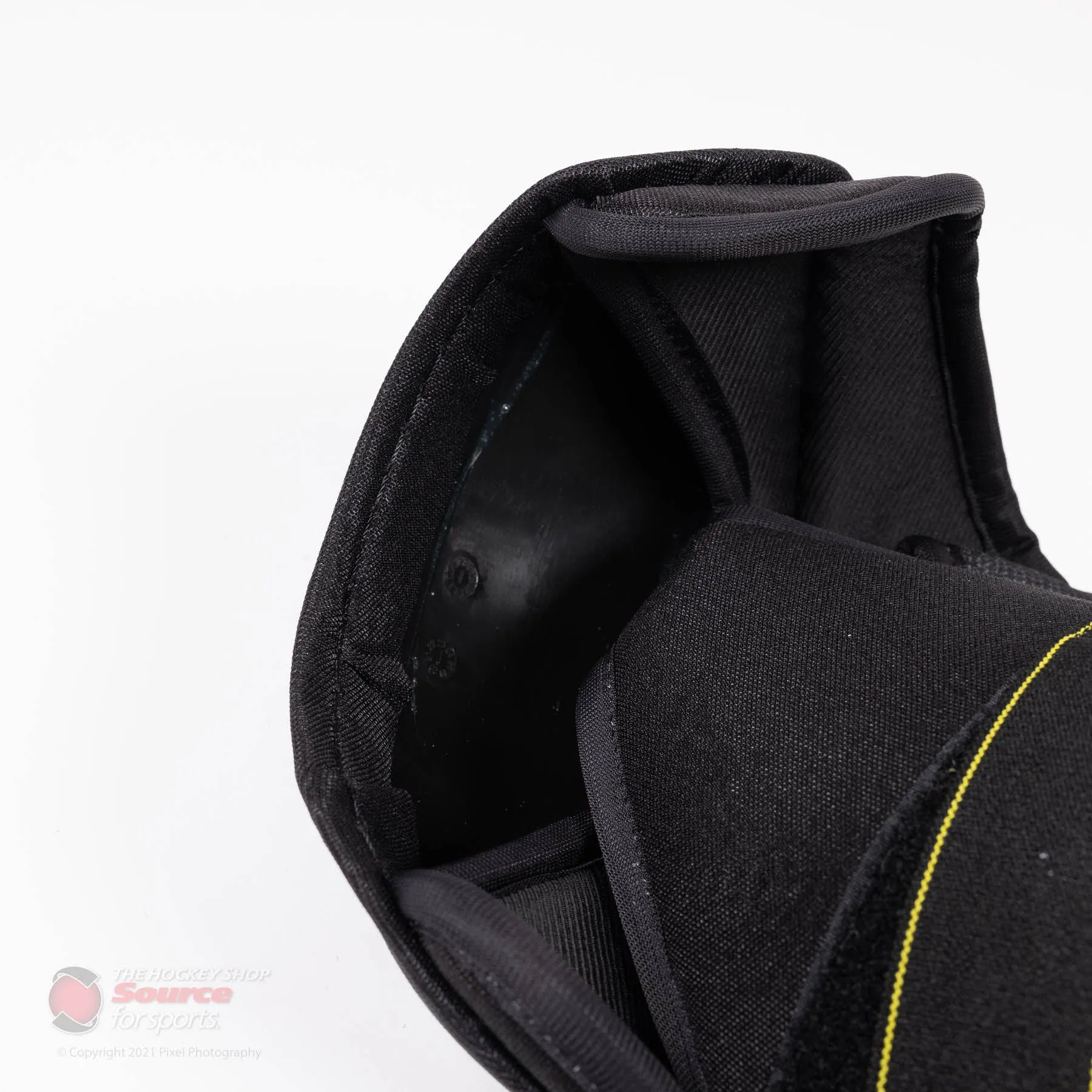CCM Tacks 9550 Senior Hockey Shoulder Pads