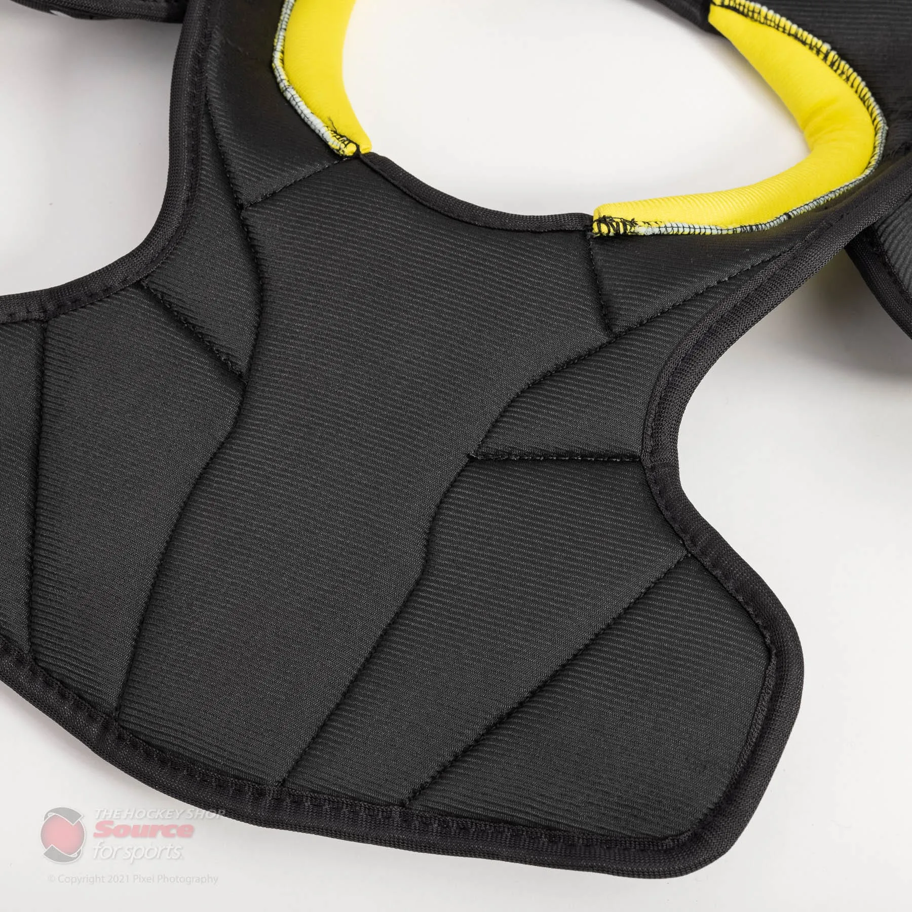 CCM Tacks 9550 Youth Hockey Shoulder Pads