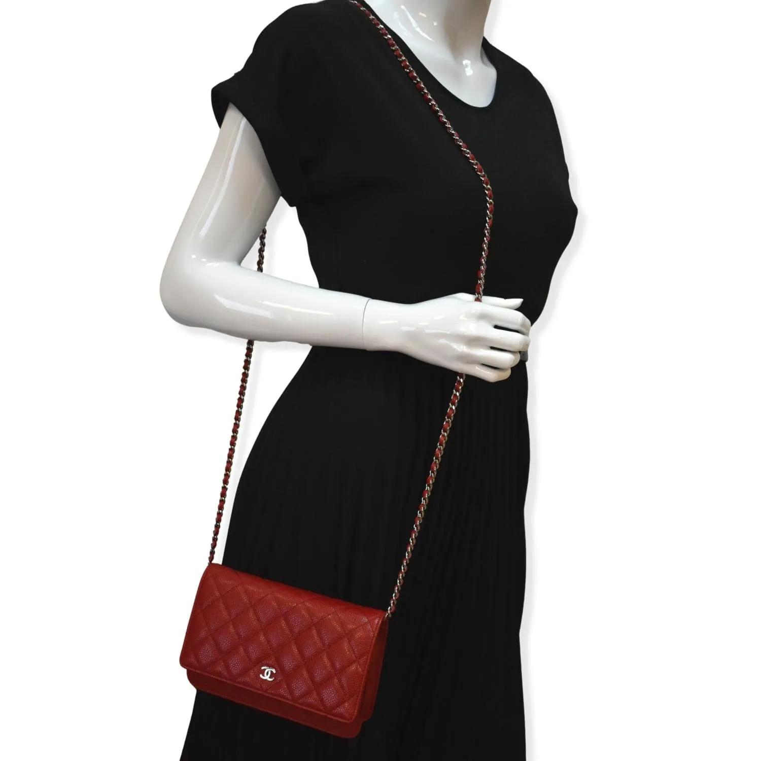 CHANEL CC WOC Caviar Leather Chain Crossbody Bag Red