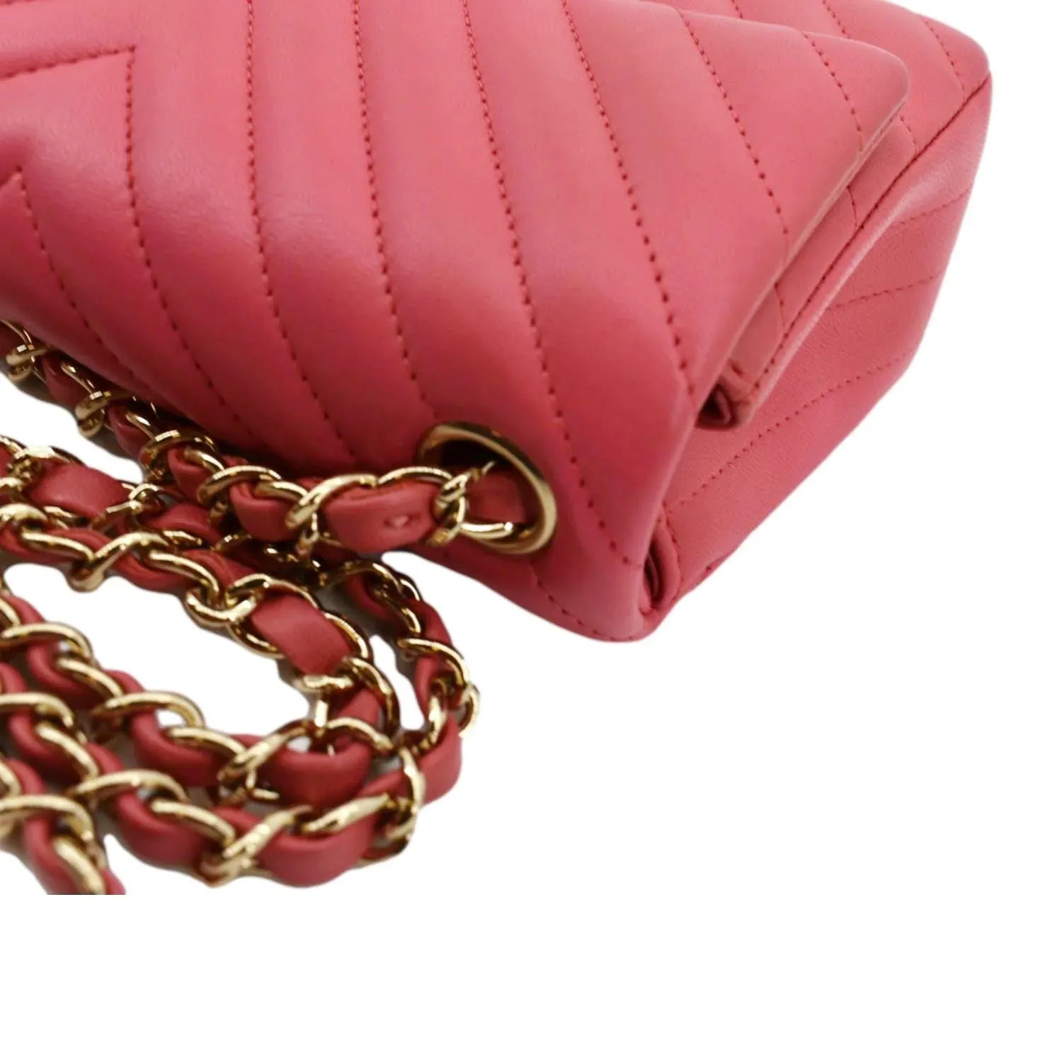 CHANEL Timeless Classic Square Flap Chevron Calfskin Leather Crossbody Bag Pink