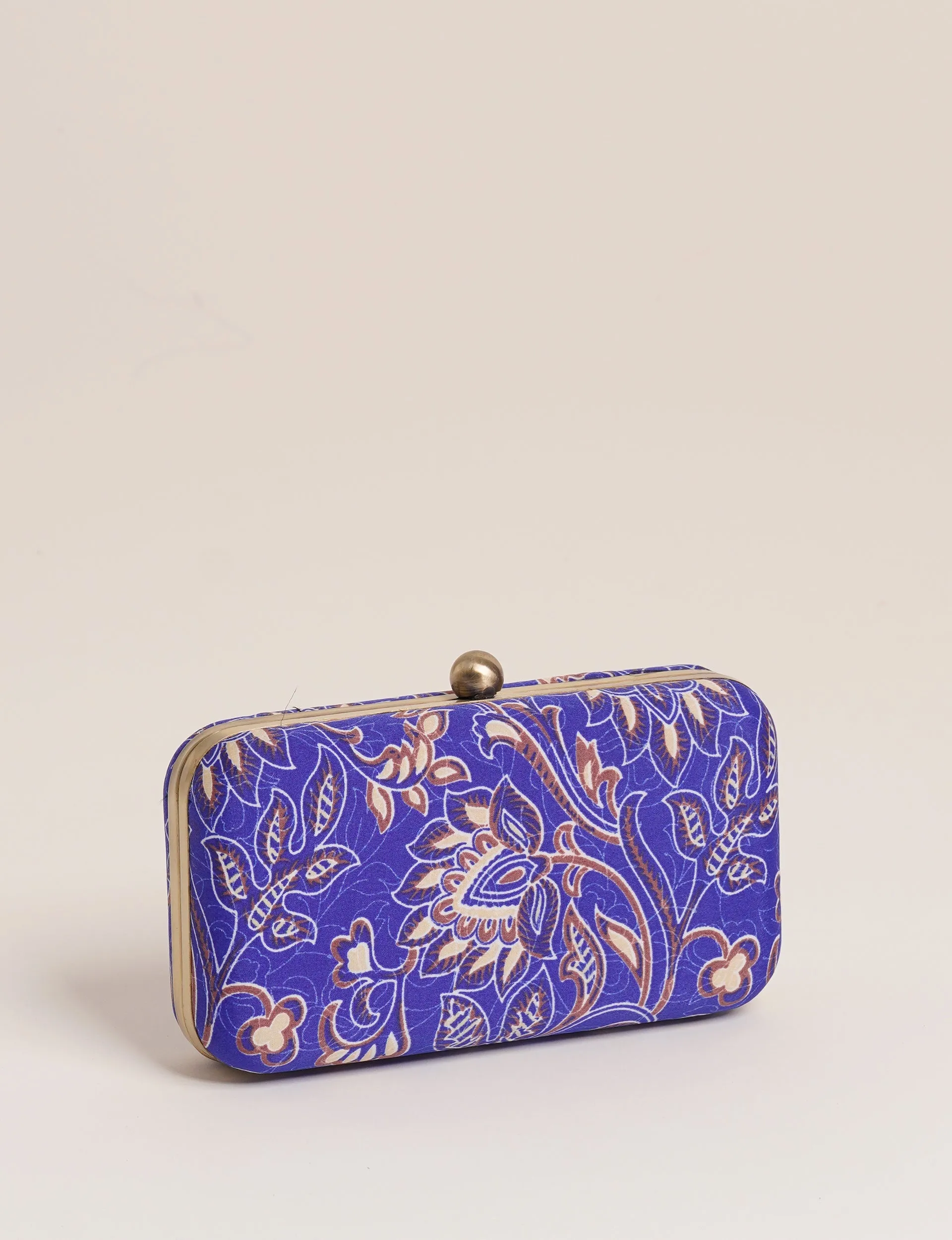 CLUTCH HANDBAG