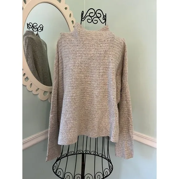 Free People Cream Arctic Fox Mock Neck Zip Back Oversized Wool Blend Sweater S