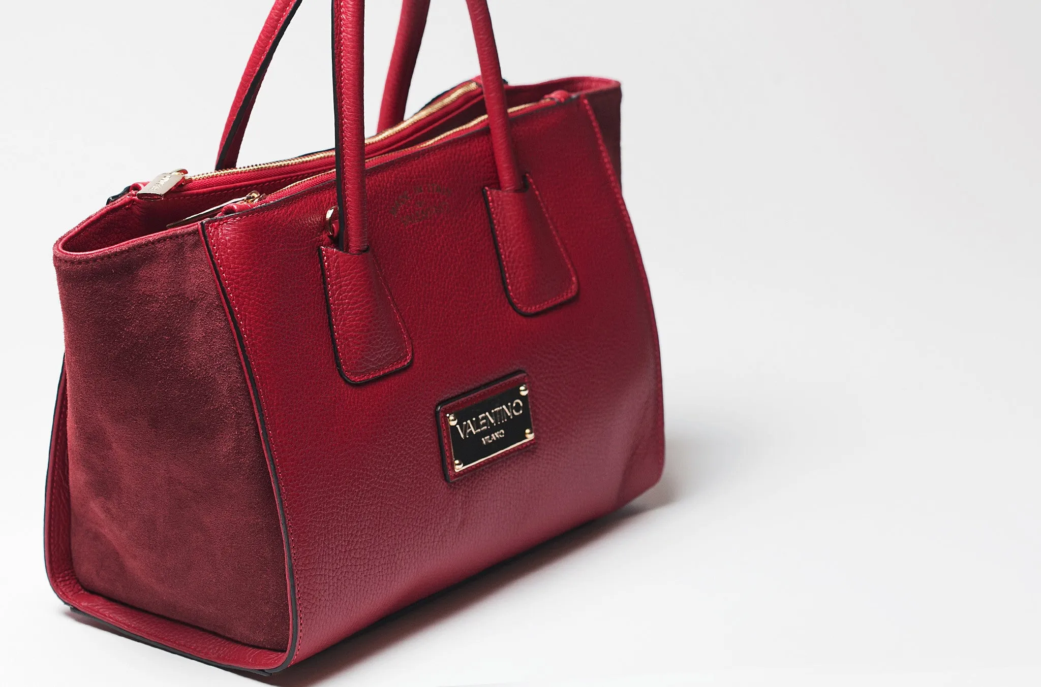 FW15 - Classics - Patio - Raspberry
