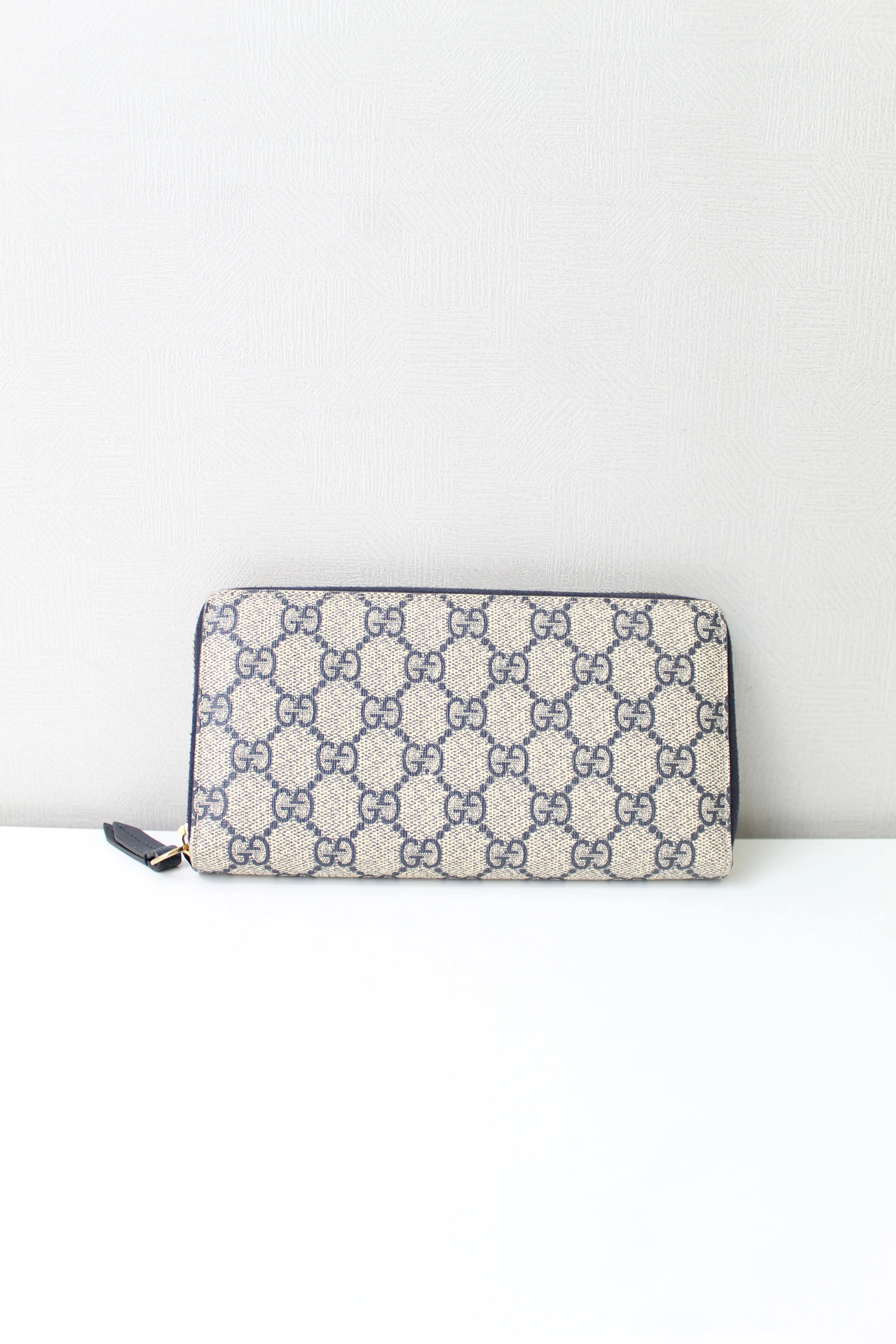Gucci Zippy Wallet