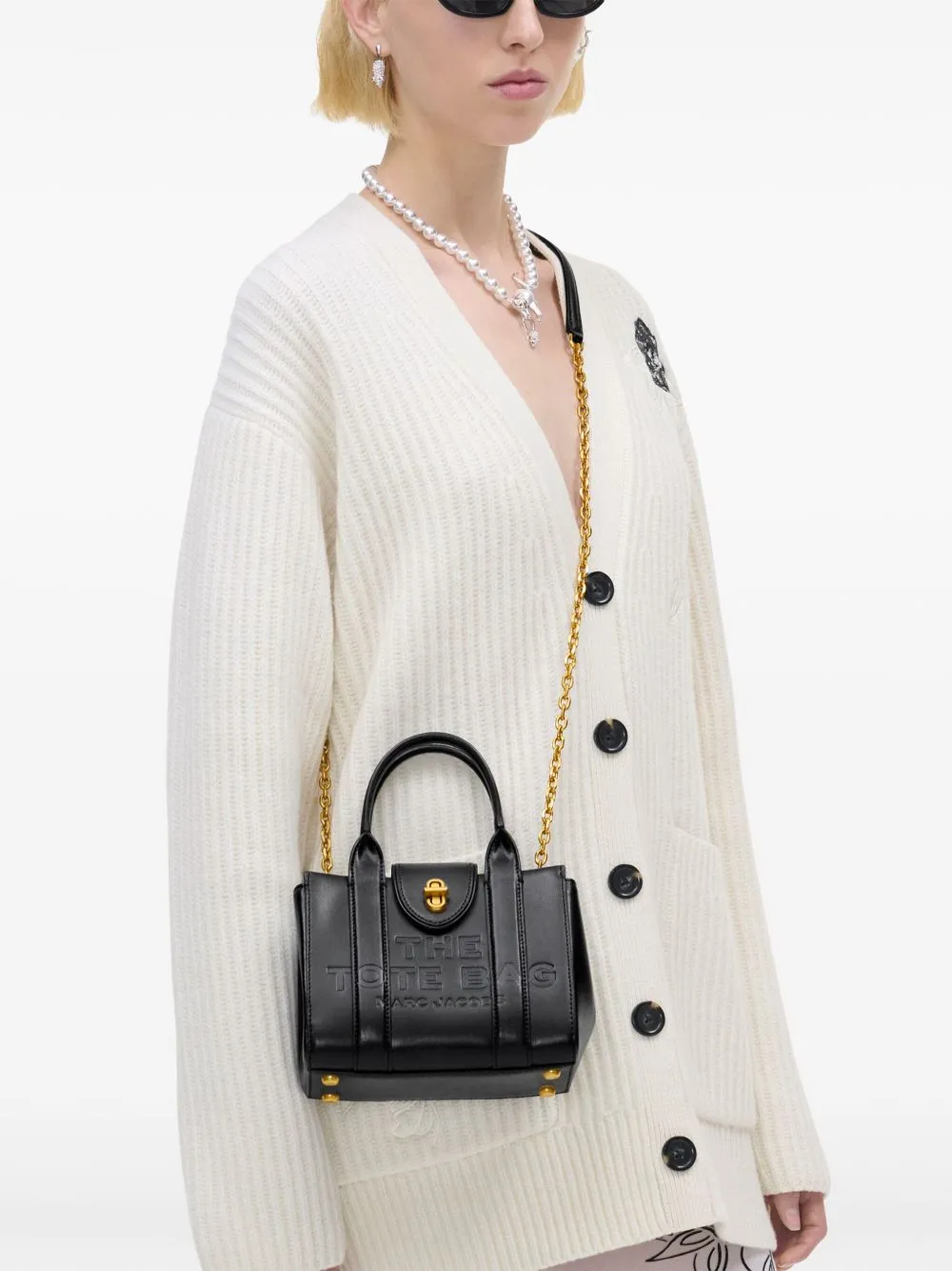 HANDBAGS