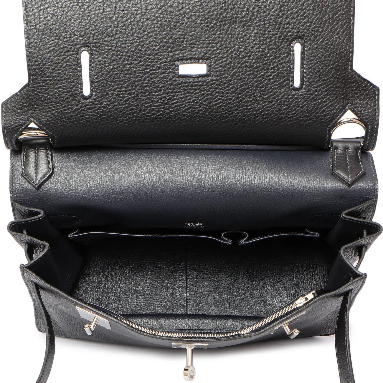 Hermes Bleu Nuit Clemence Jypsiere 34