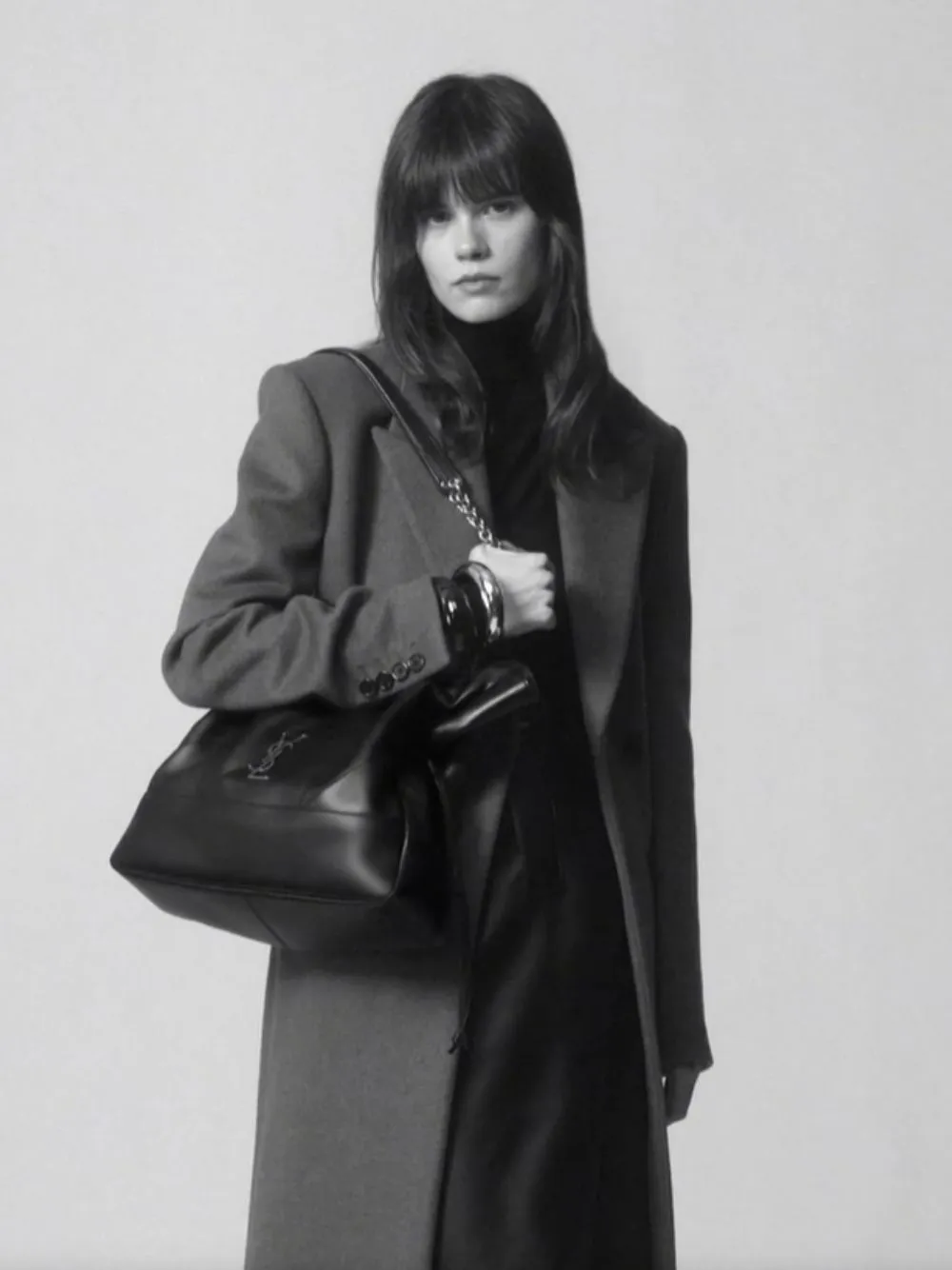 Jamie Shopping Bag in Light Musk Lambskin