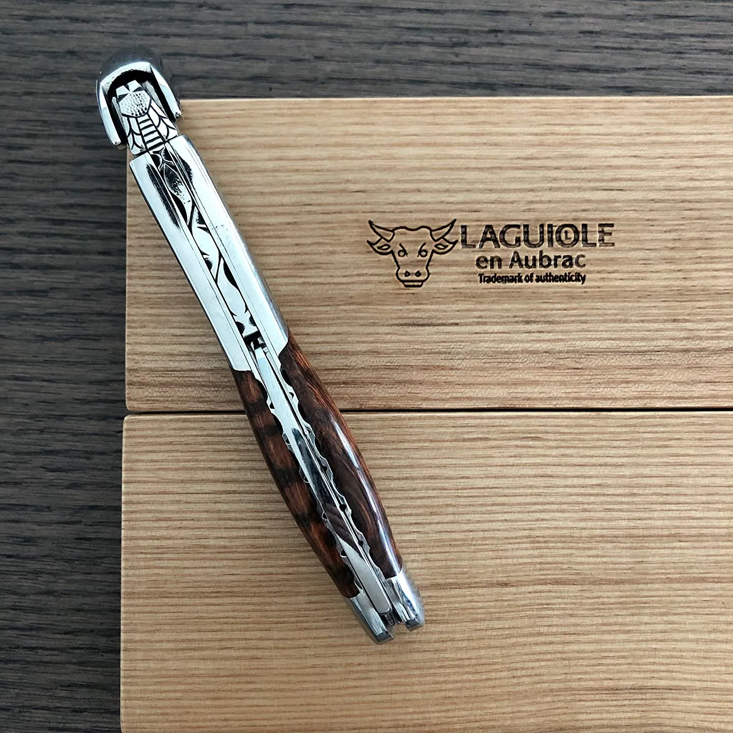 Laguiole en Aubrac Sommelier DeLuxe No 6 Waiter's Corkscrew with Amourette Snakewood Handle