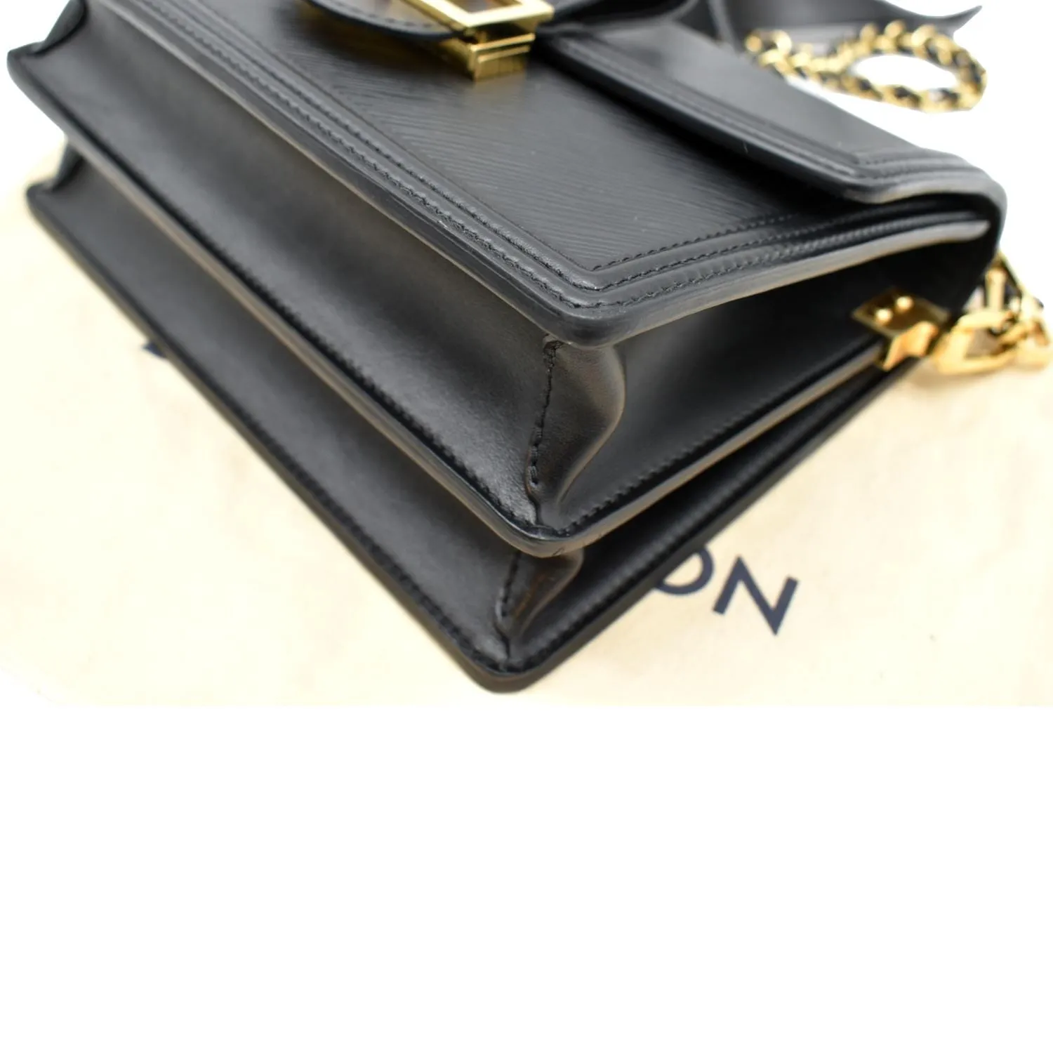 LOUIS VUITTON Dauphine MM Epi Leather Shoulder Bag Black