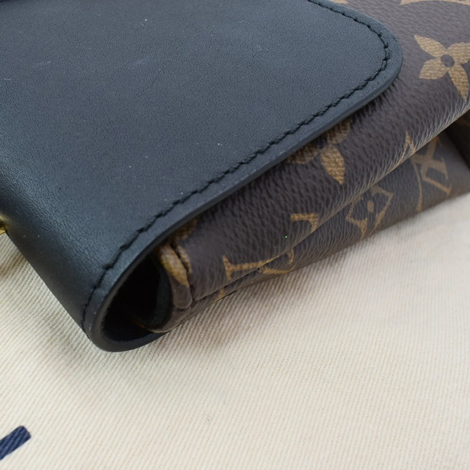 LOUIS VUITTON Locky BB Monogram Canvas Crossbody Bag Brown