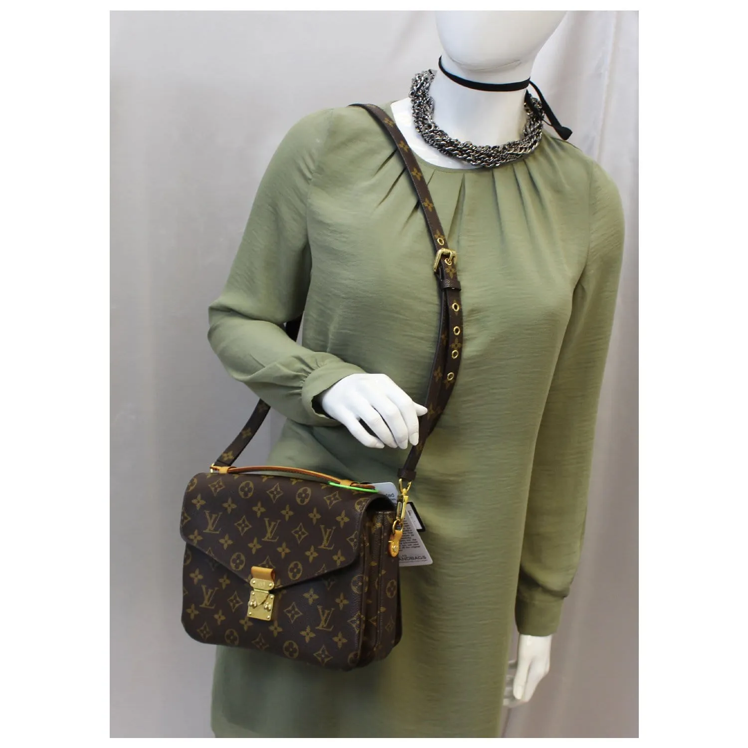LOUIS VUITTON Metis Pochette Monogram Canvas Crossbody Bag Brown