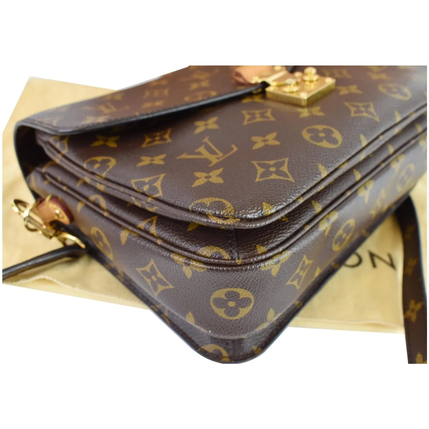LOUIS VUITTON Metis Pochette Monogram Canvas Crossbody Bag Brown