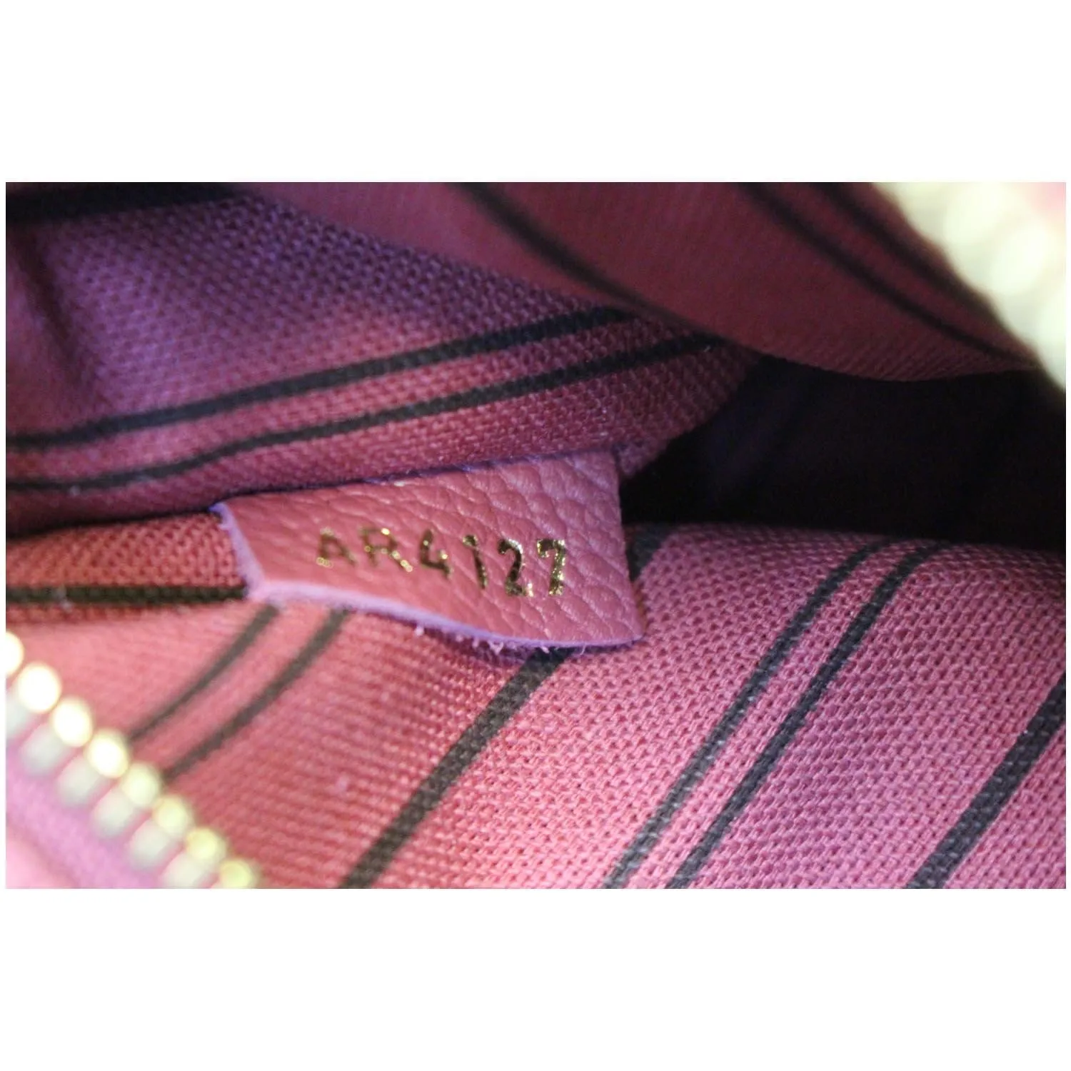LOUIS VUITTON Metis Pochette Monogram Empreinte Crossbody Bag Pink