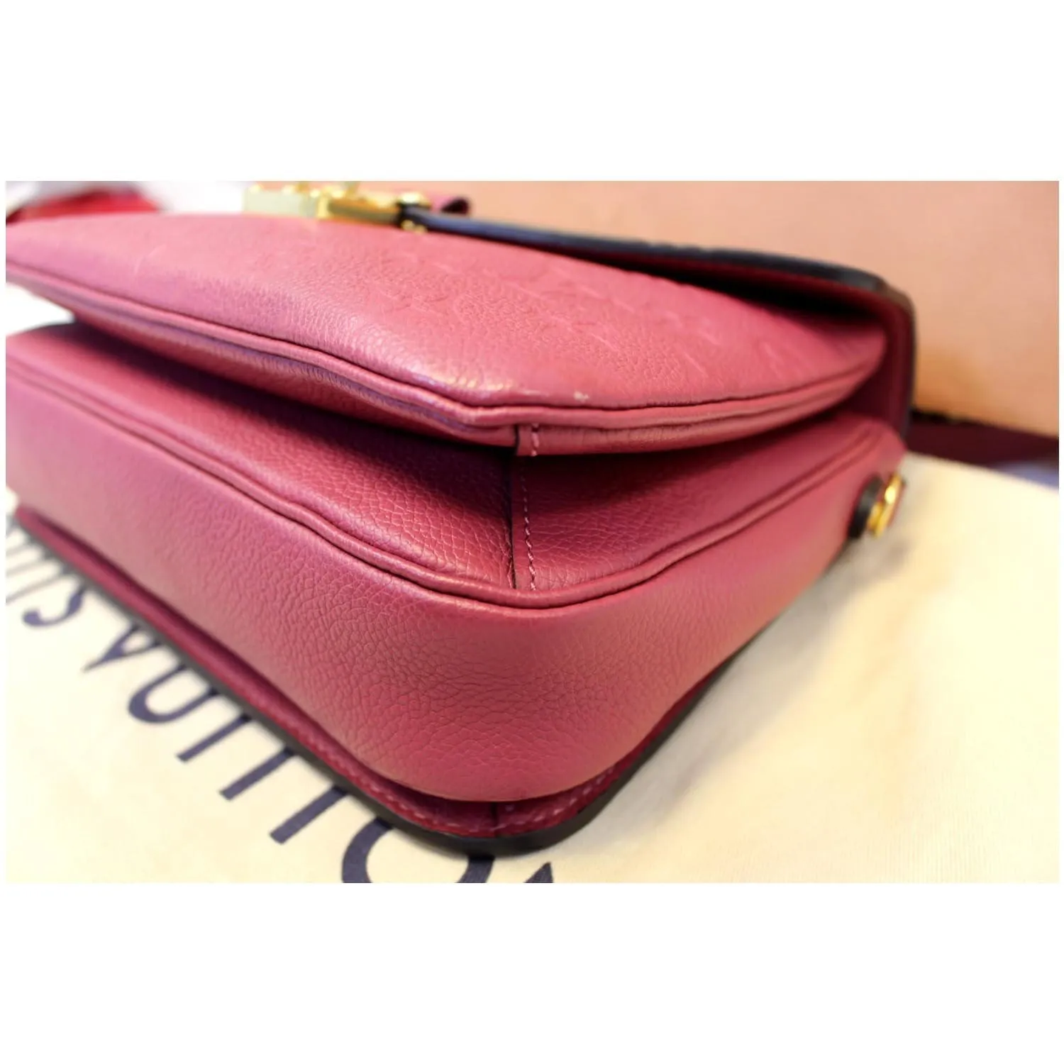 LOUIS VUITTON Metis Pochette Monogram Empreinte Crossbody Bag Pink
