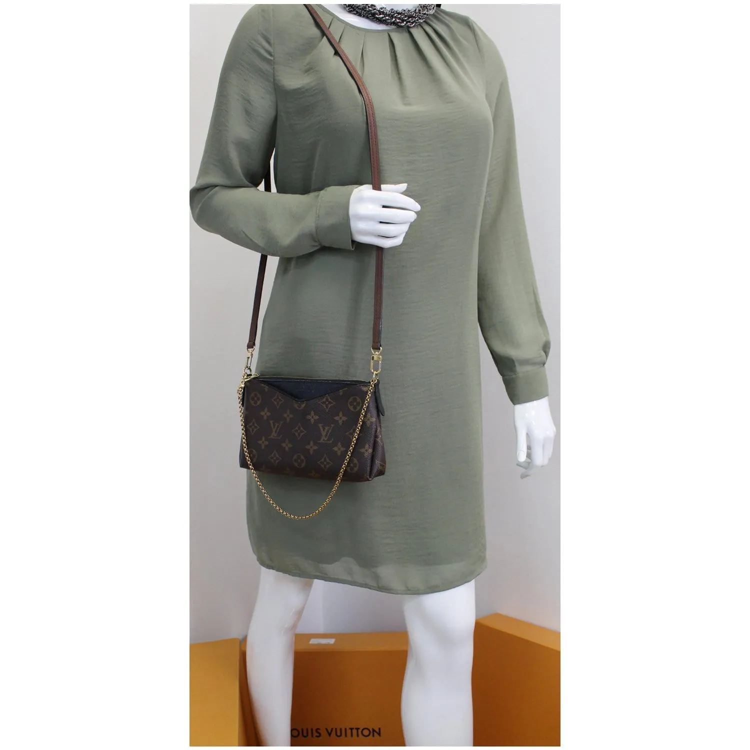 LOUIS VUITTON Pallas Monogram Canvas Clutch Crossbody Bag Brown