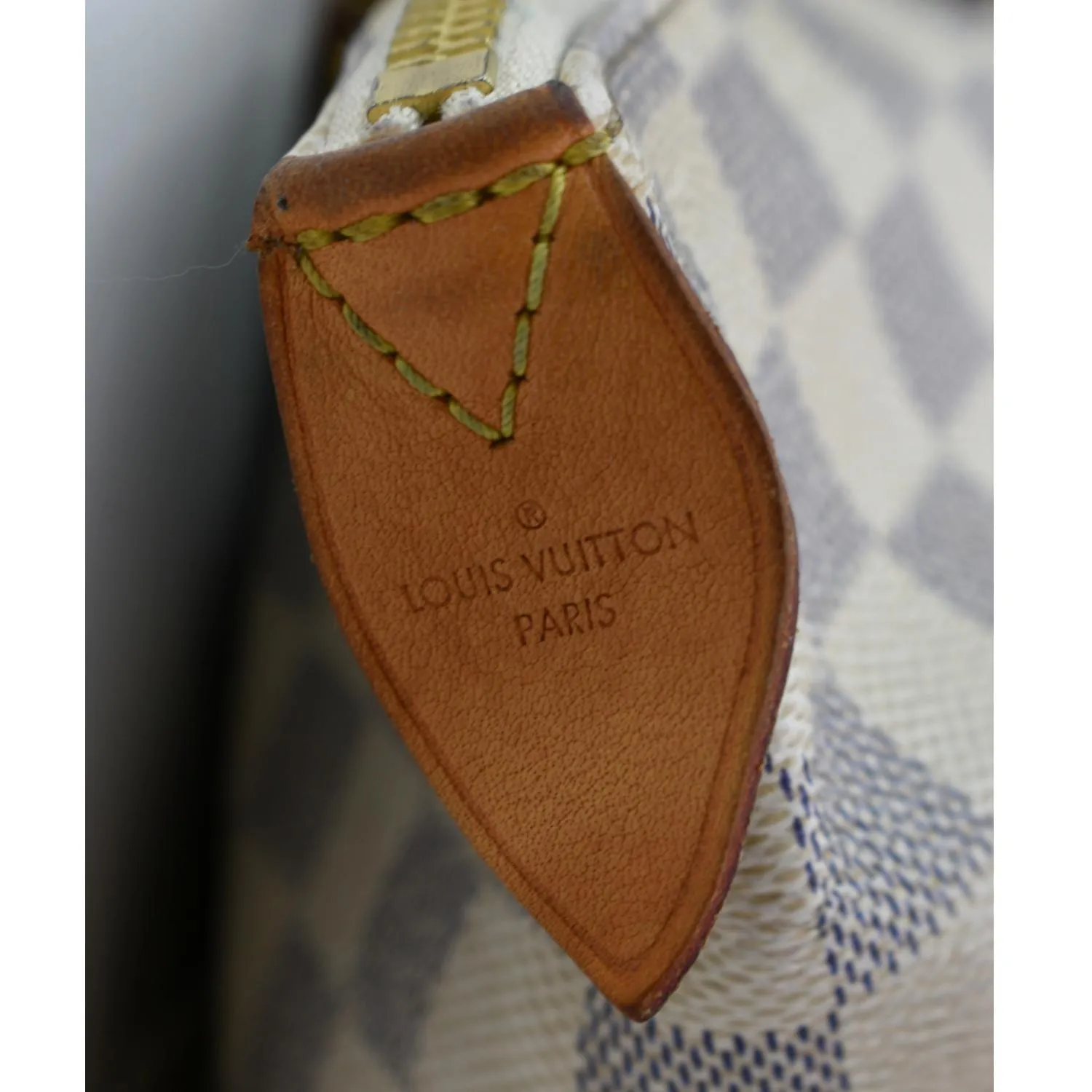 LOUIS VUITTON Totally MM Damier Azur Shoulder Bag White