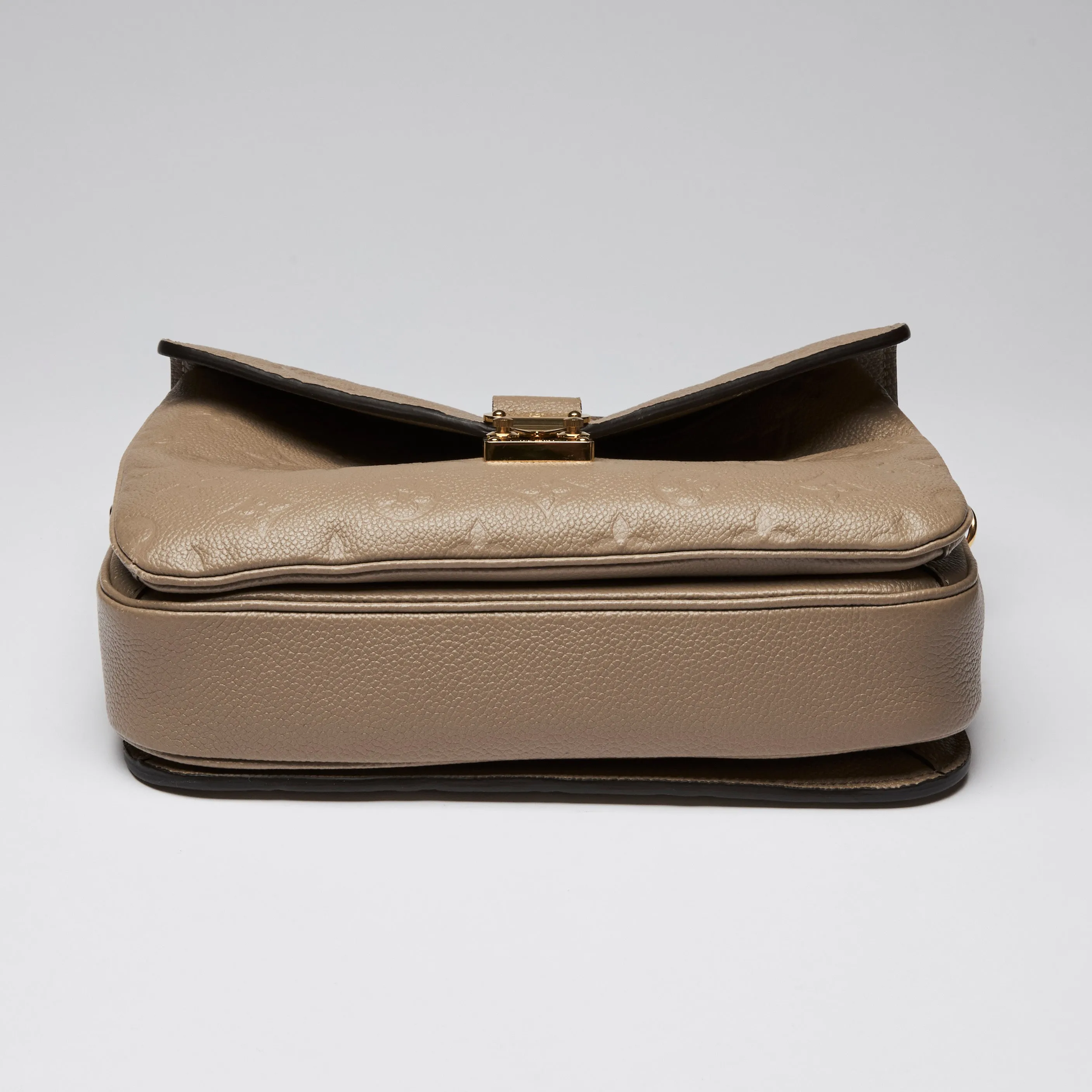 Louis Vuitton Turtledove Monogram Empriente Leather Pochette Metis Bag
