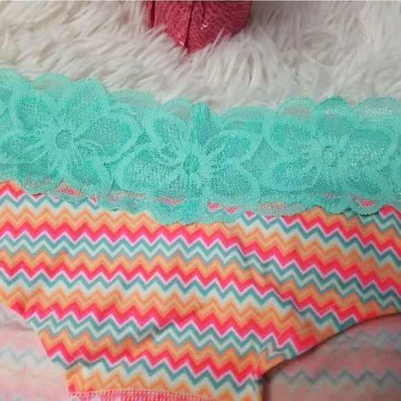 MEDIUM PINK Victoria's Secret Bandeau Bralette Set