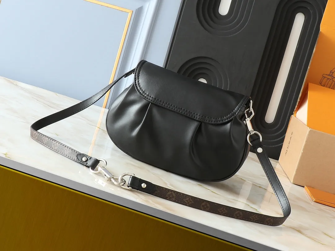 Multi-crafted exquisite handbags