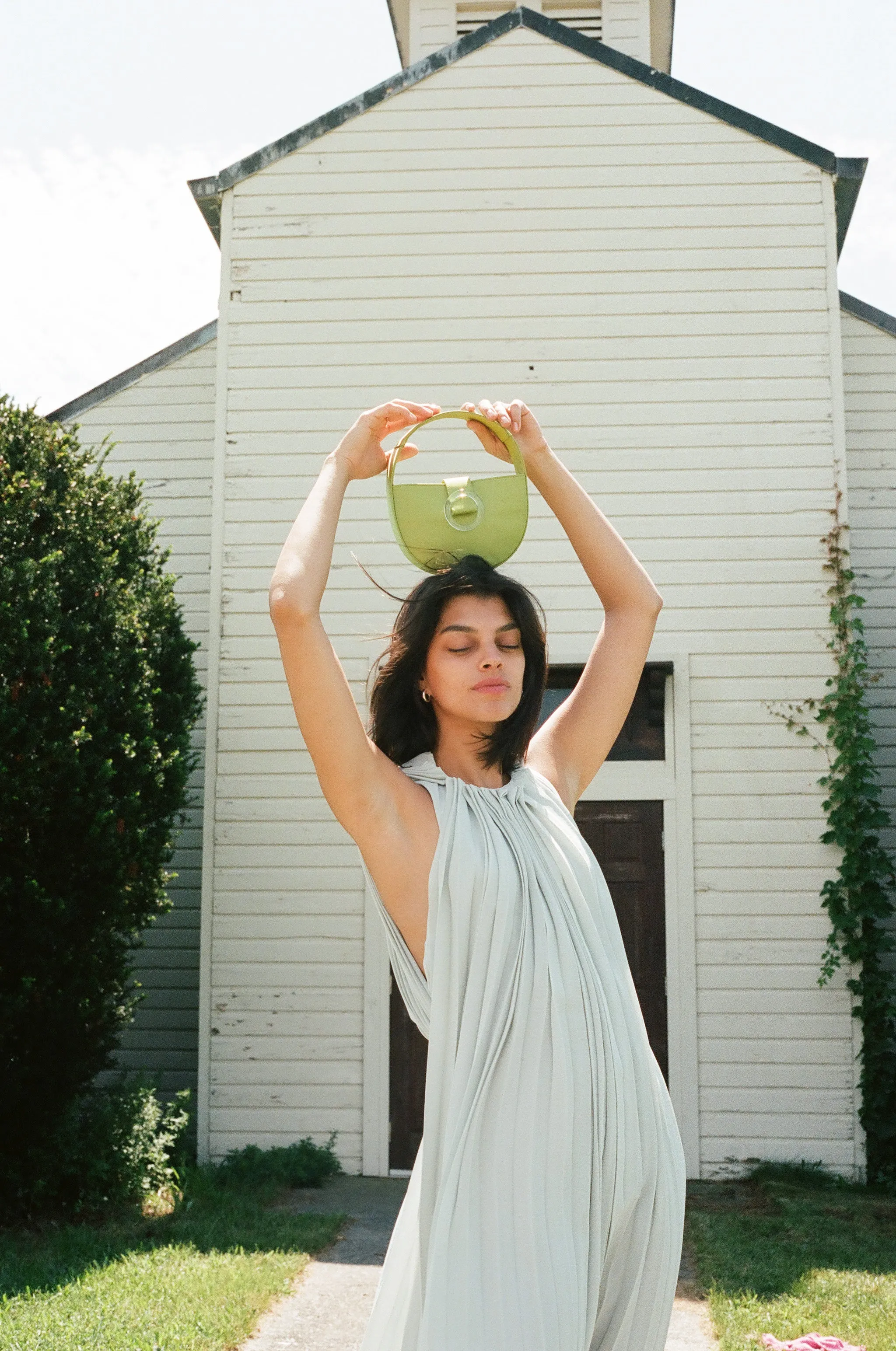 Nº52 Demi Lune Mini - Lime Satin