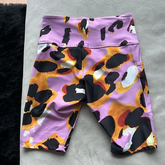 New Twin Fantasy by R13 Abstract Print Patch Pocket Biker Shorts Size Small