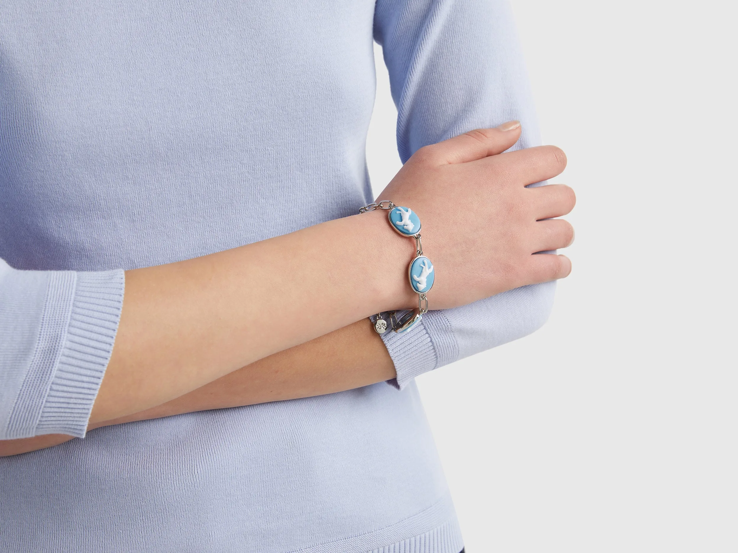 Patterned Clasp Bracelet
