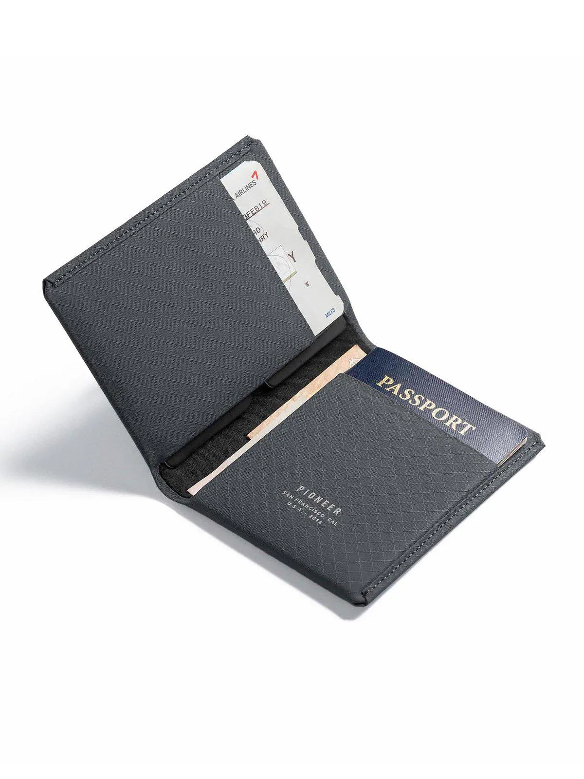 Pioneer Passport Wallet 3PN Slate
