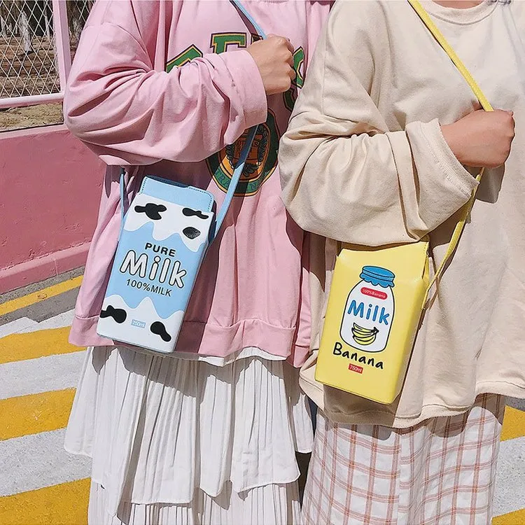 "CUTE DRINK BOTTLE" CROSSBODY BAG D060611
