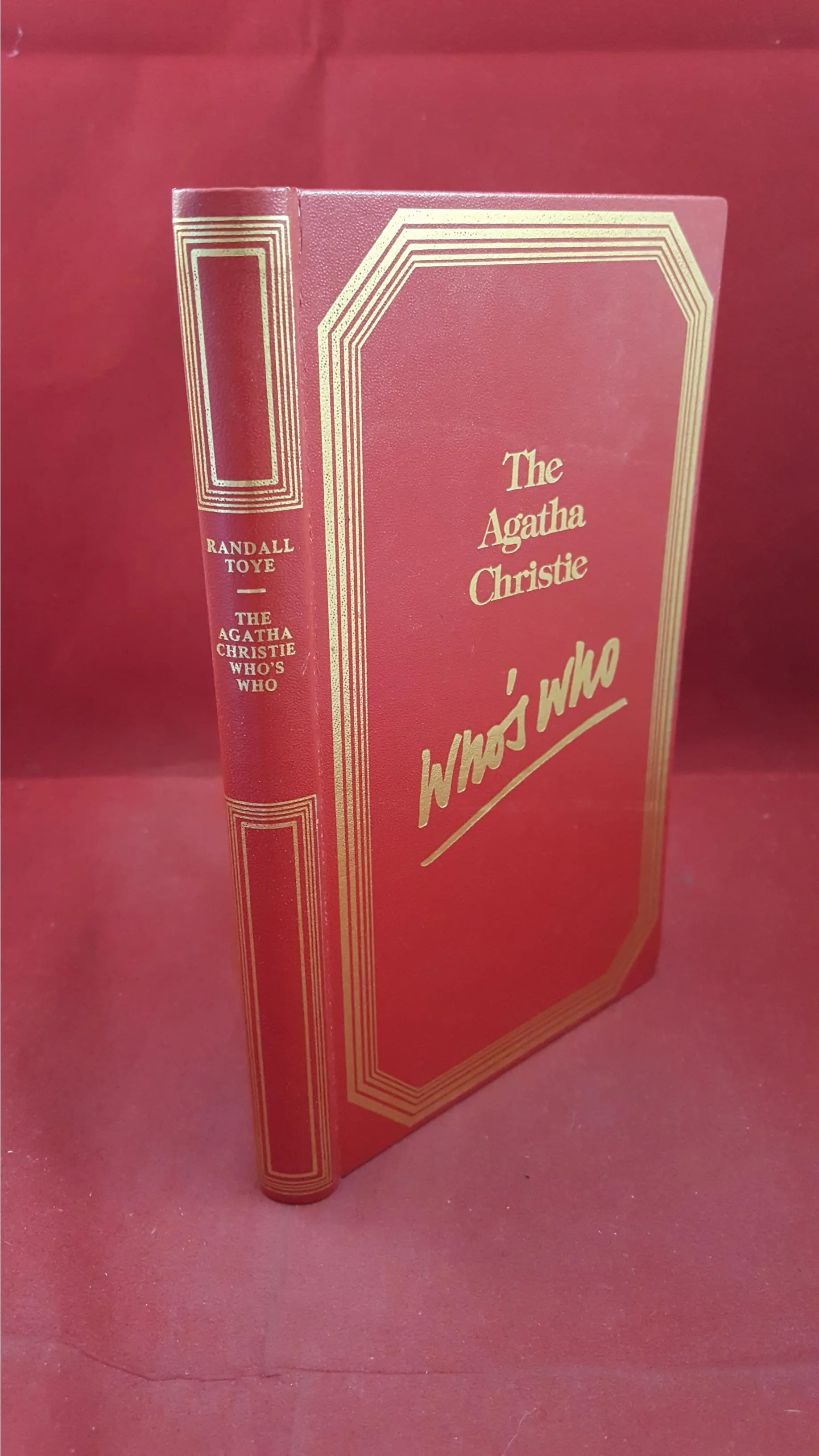 Randall Toye - The Agatha Christie Who's Who, Heron Books, 1980