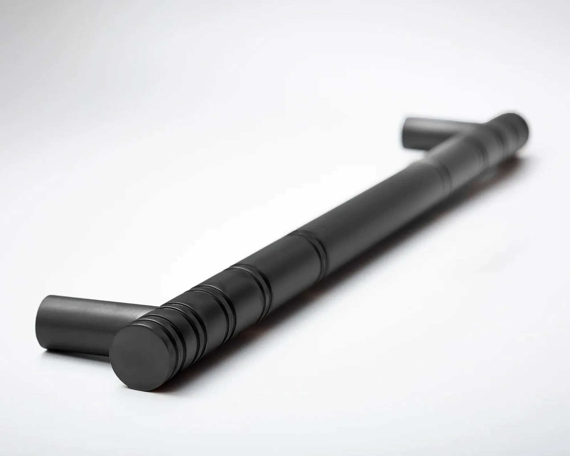 Reveal-12 Handle