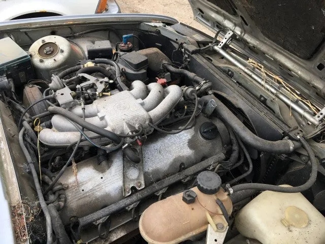 S2730 3' E30 Sedan 323i M20 AUTO 1985/06