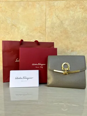 Salvatorre Ferragamo Gancini French wallet in Urban Grey Complete Set