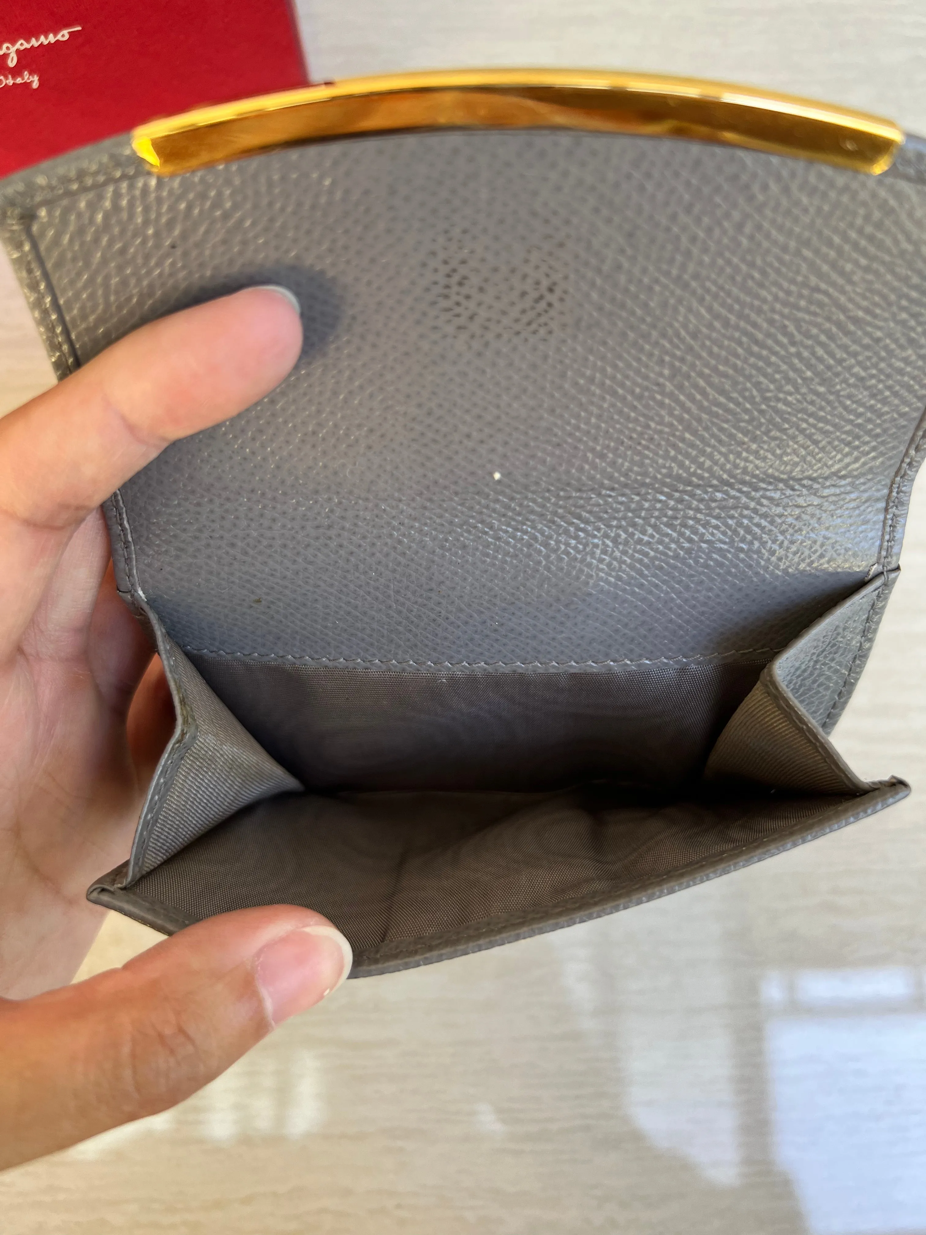Salvatorre Ferragamo Gancini French wallet in Urban Grey Complete Set