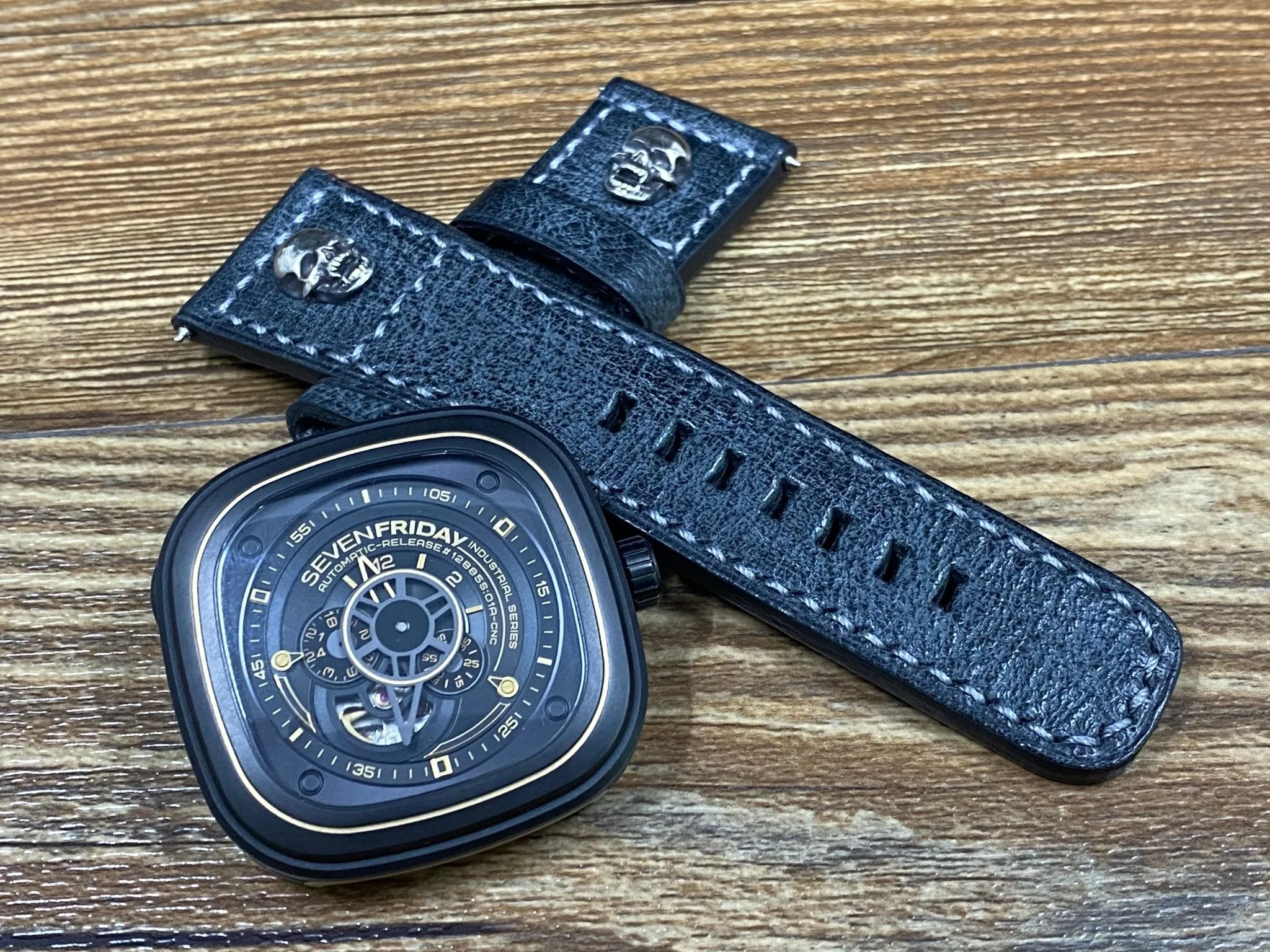 Seven Friday watch straps, SevenFriday watch Band, Leather Watch Straps 28mm, Distress Black Leather Mens Wrist Watch Band Replacement, Valentines Day Gift Ideas, Sterling Silver 925 Skull Head