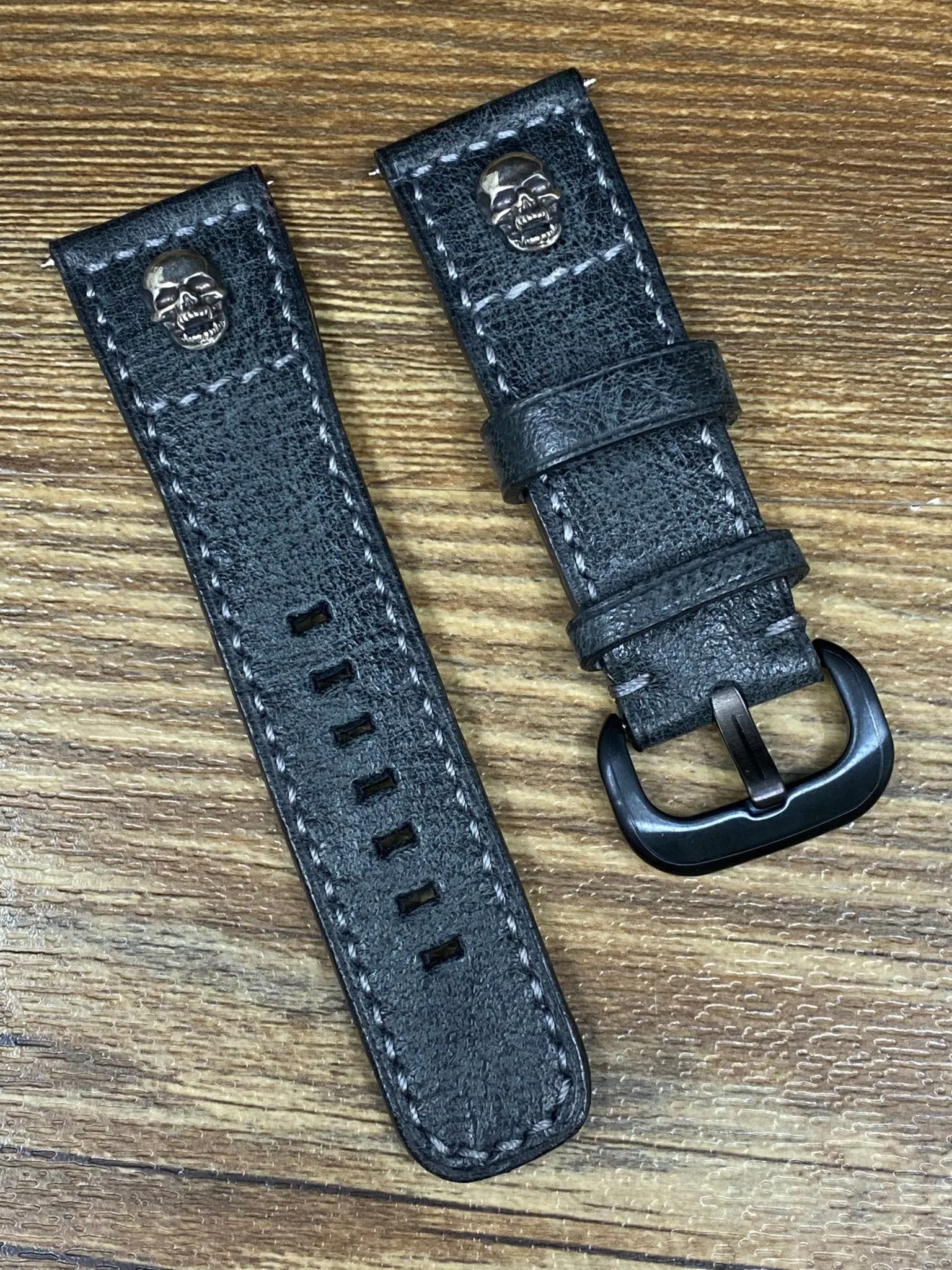Seven Friday watch straps, SevenFriday watch Band, Leather Watch Straps 28mm, Distress Black Leather Mens Wrist Watch Band Replacement, Valentines Day Gift Ideas, Sterling Silver 925 Skull Head