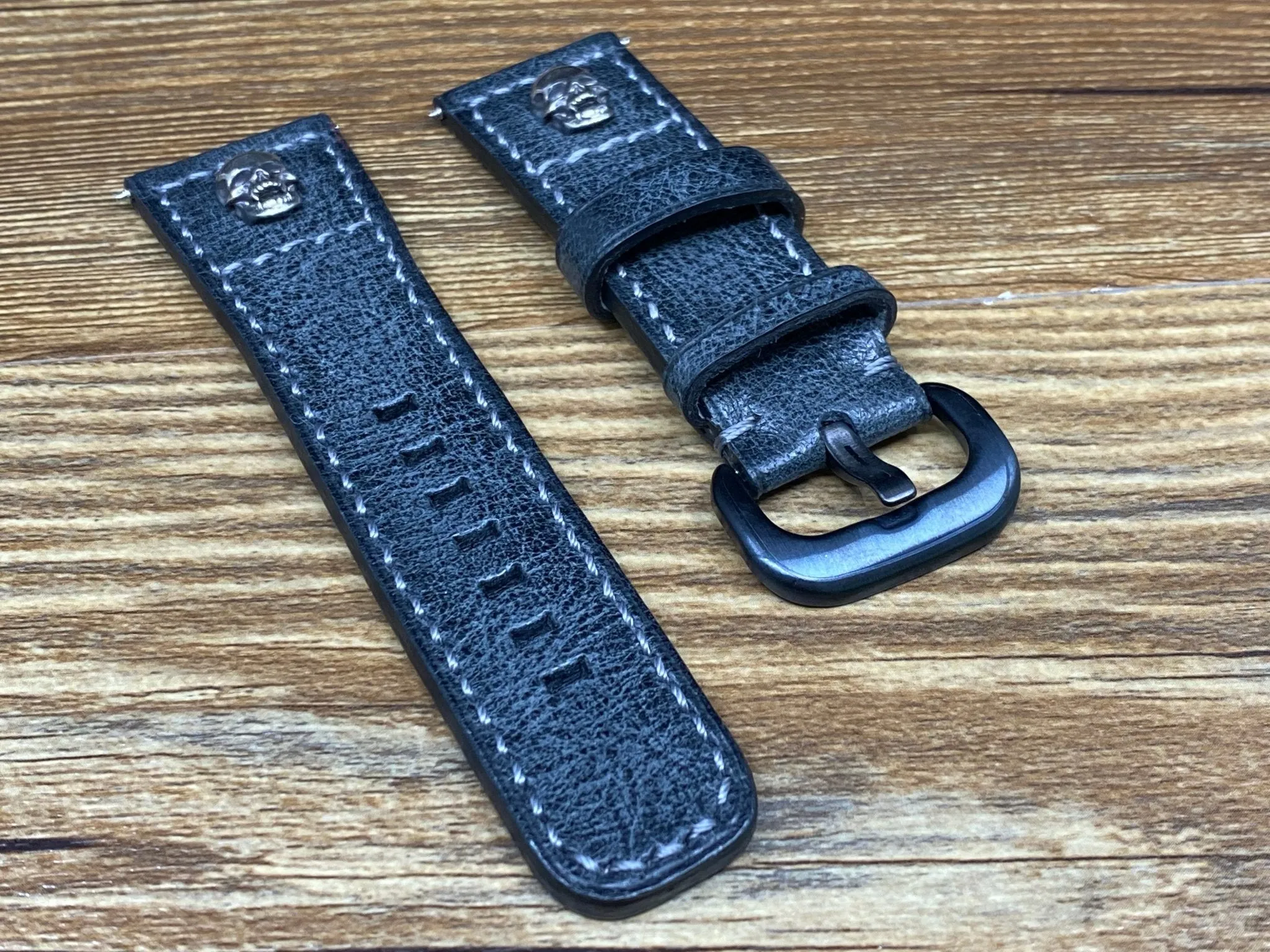 Seven Friday watch straps, SevenFriday watch Band, Leather Watch Straps 28mm, Distress Black Leather Mens Wrist Watch Band Replacement, Valentines Day Gift Ideas, Sterling Silver 925 Skull Head