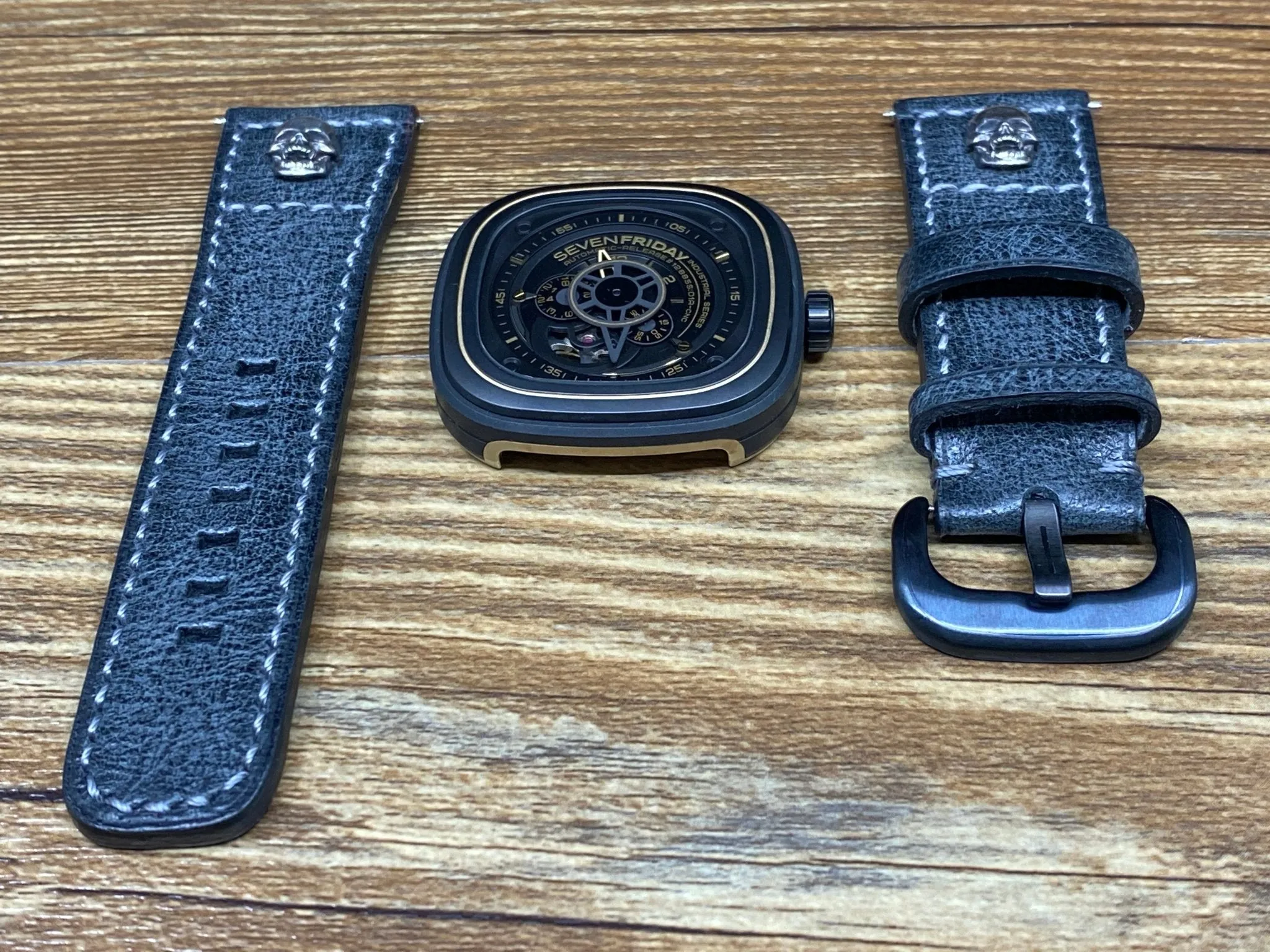 Seven Friday watch straps, SevenFriday watch Band, Leather Watch Straps 28mm, Distress Black Leather Mens Wrist Watch Band Replacement, Valentines Day Gift Ideas, Sterling Silver 925 Skull Head