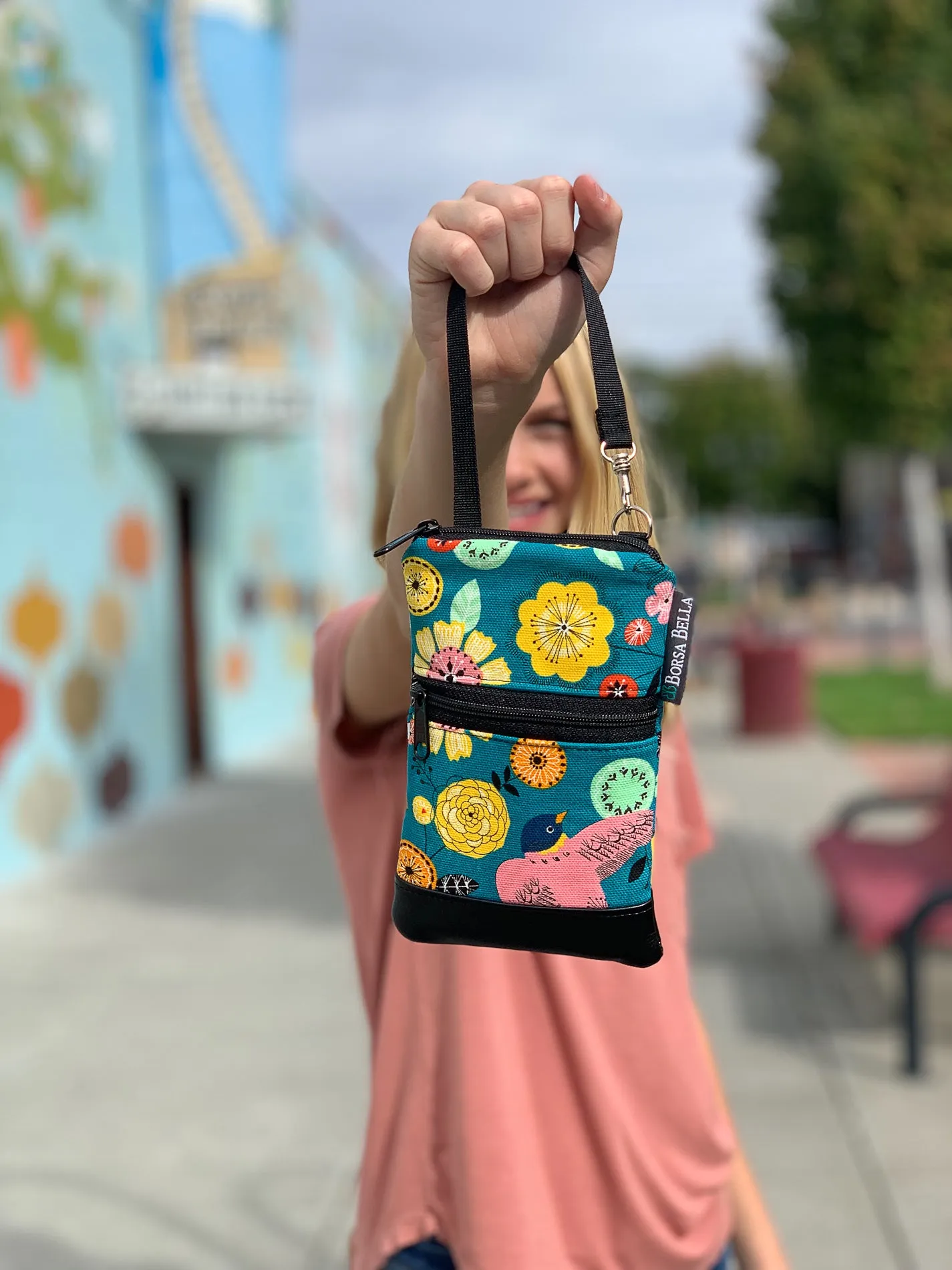 Short Zip Phone Bag - Wristlet Converts to Cross Body Purse - Navy Daisy Chain Fabric