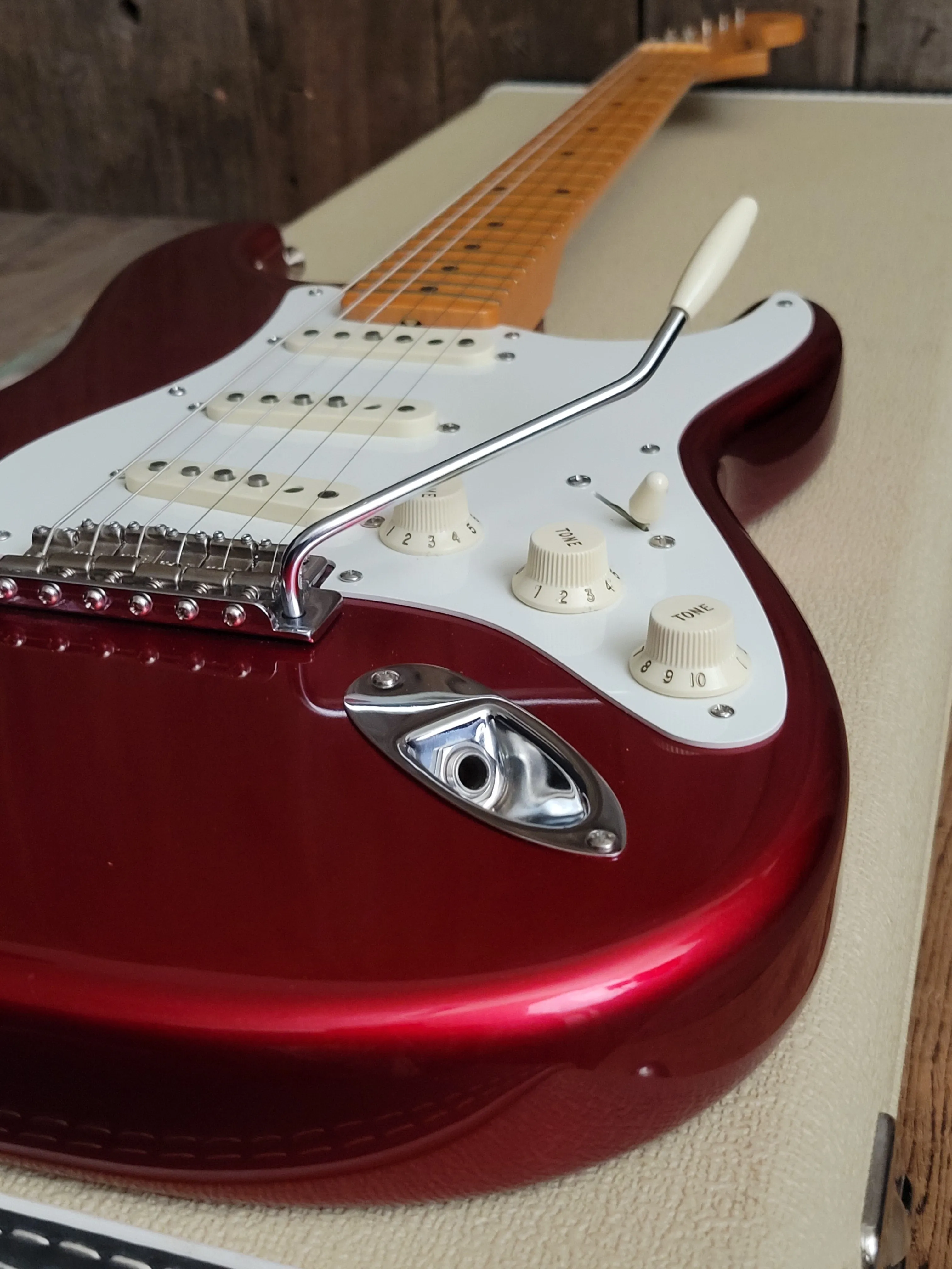 SOLD - Fender Stratocaster Eric Johnson 2006 Candy Apple Red